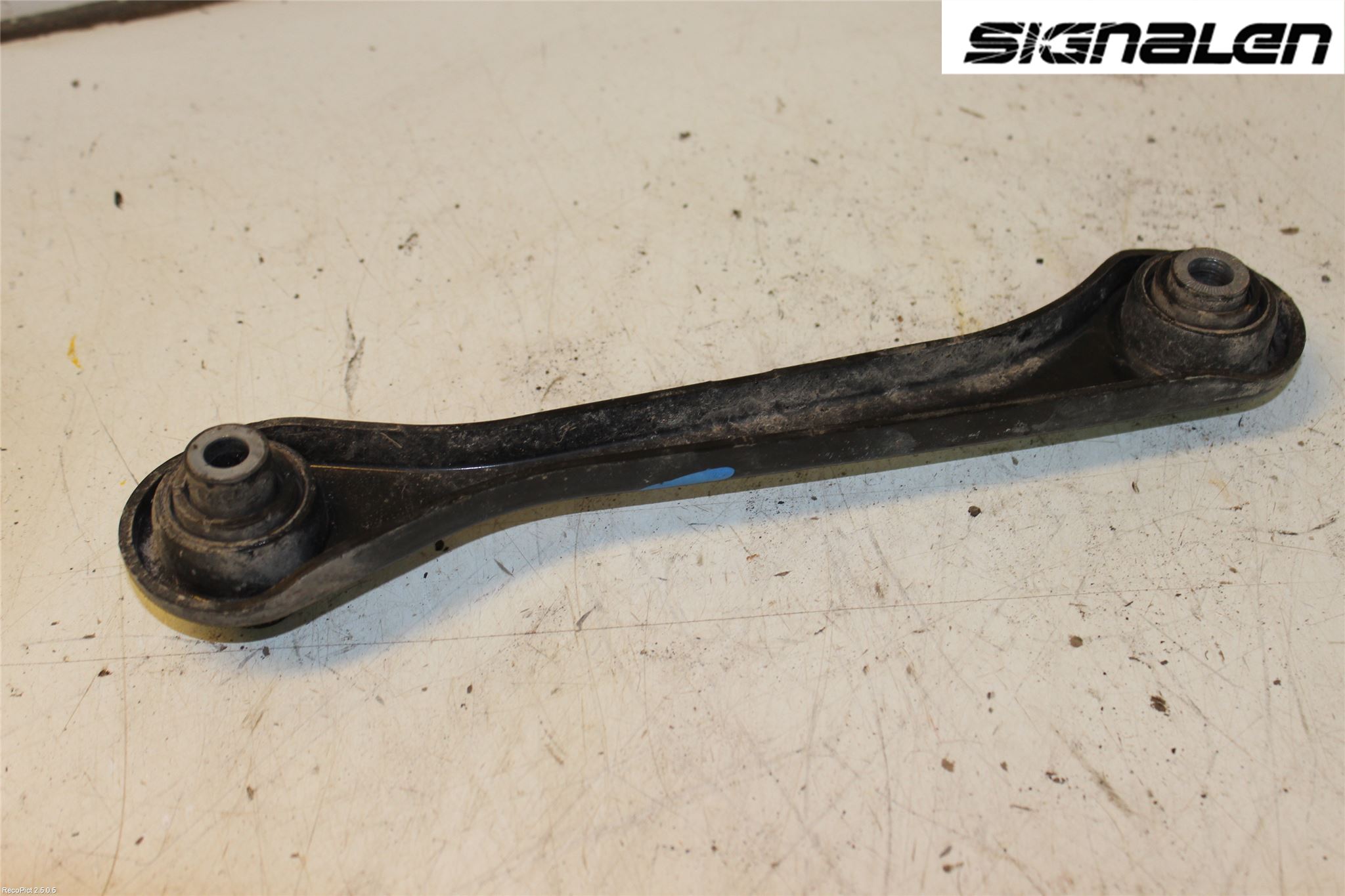 Volkswagen VW PASSAT 11-14 Bärarm Bak Höger