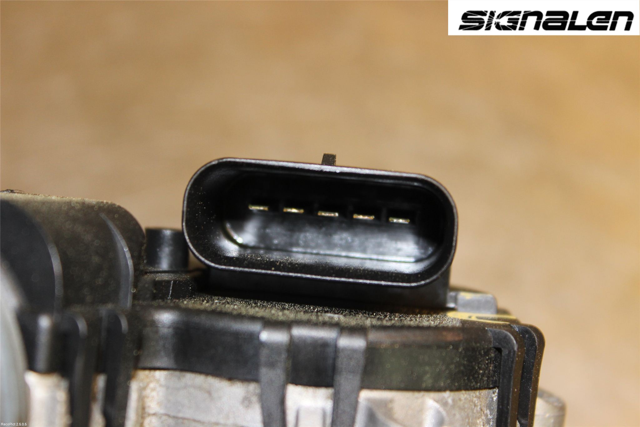 Ford MONDEO     01-06 Torkarmotor Vindruta