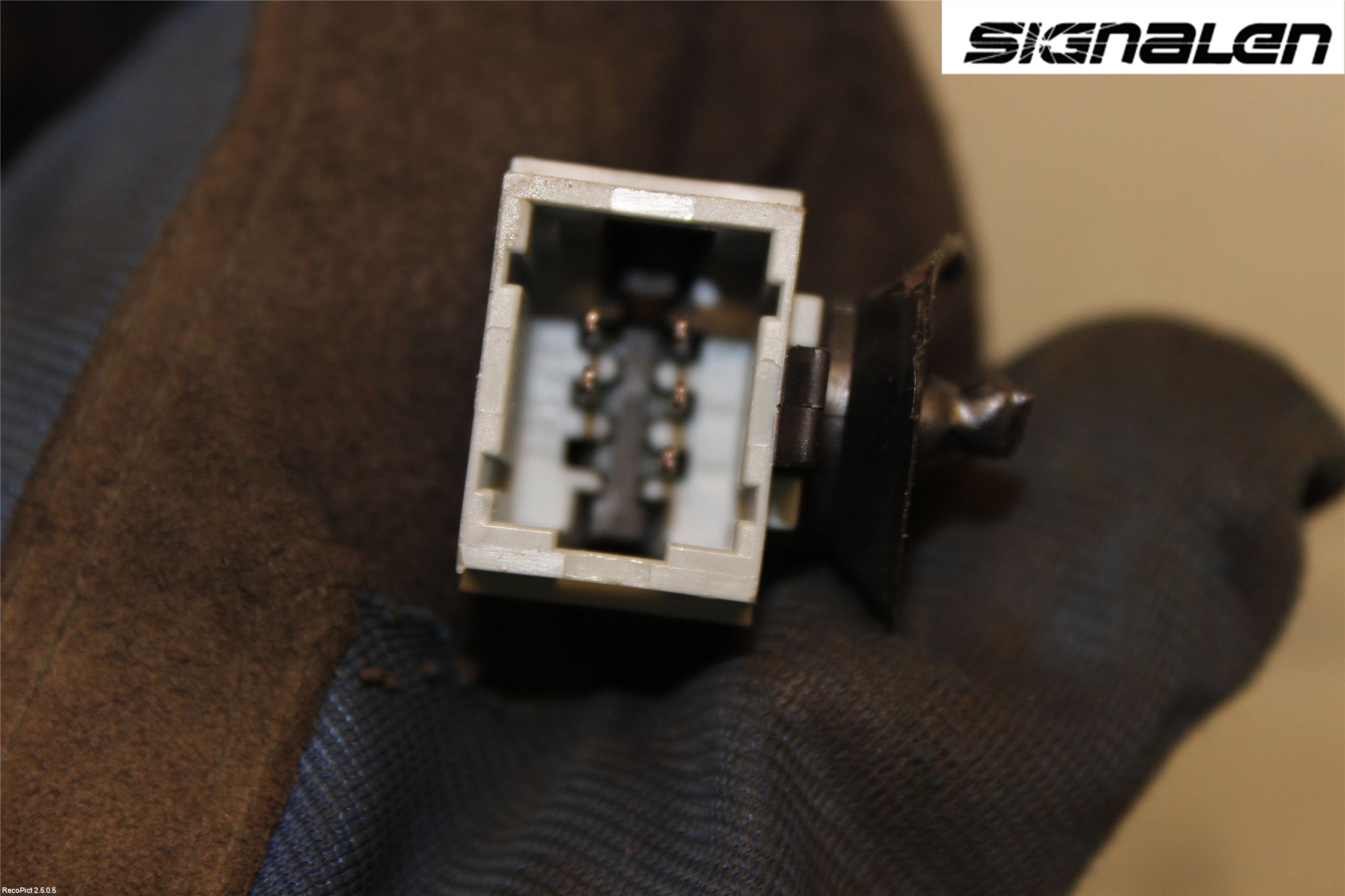 Renault MASTER III  04-10 Spegel Yttre El Vä