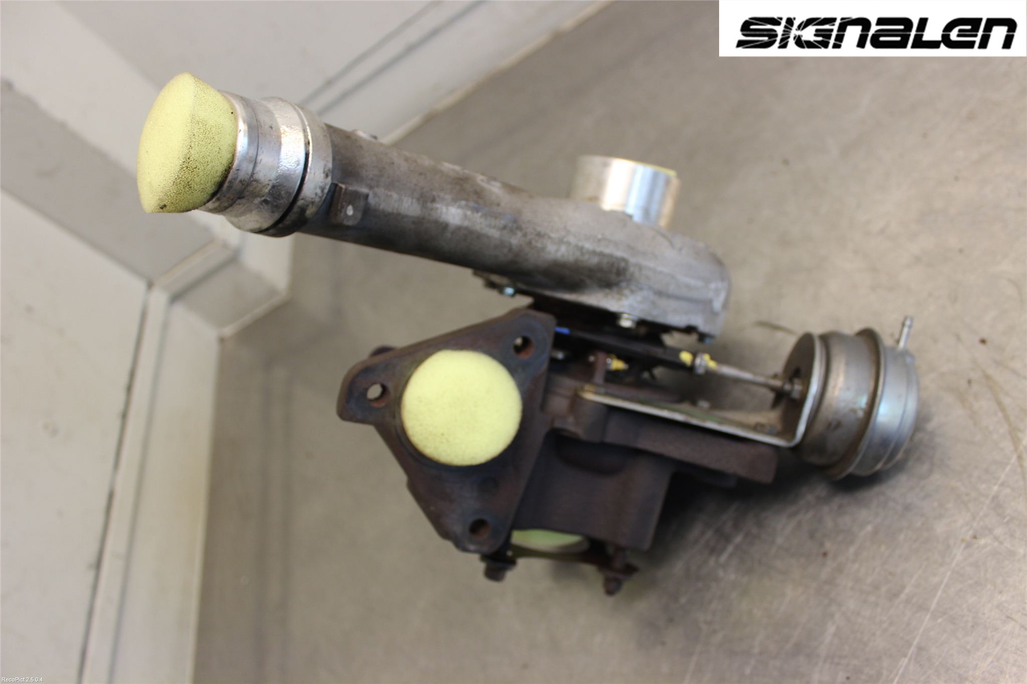 Opel VIVARO 01-14 Turboaggregat