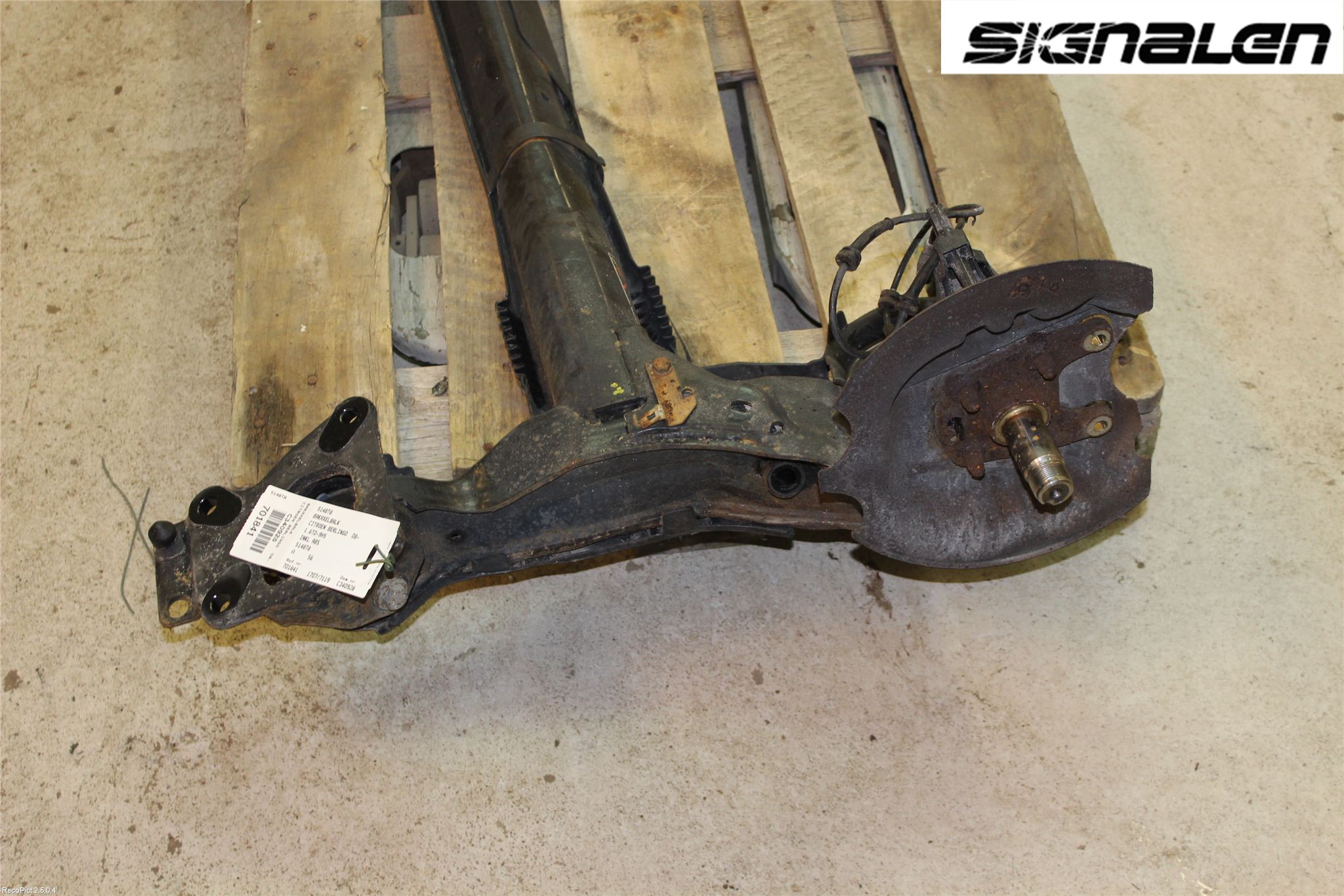 Citroen BERLINGO 08-18 Bakaxelbalk