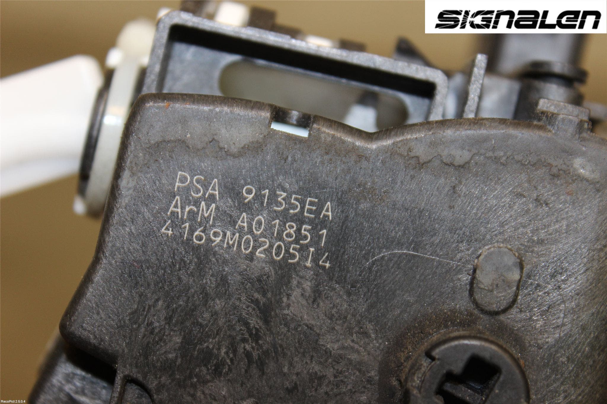 Citroen BERLINGO 08-18 Låskista-Dörrlås