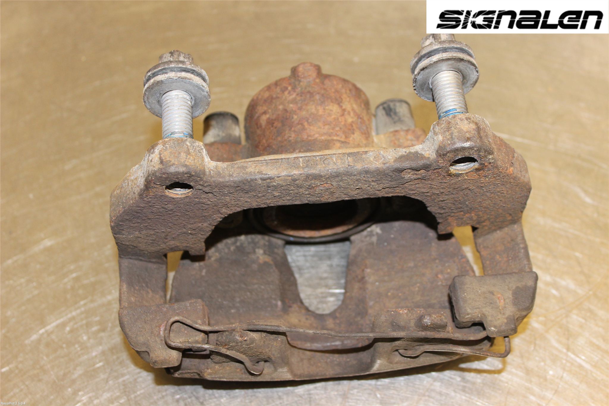 Saab 9-5     06-10 Bromsok Fram Höger