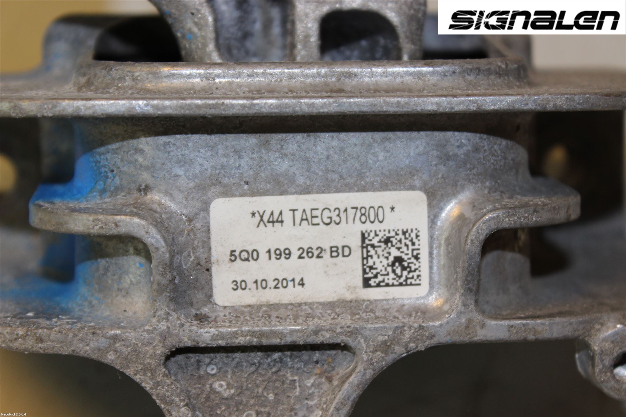 Seat LEON 13-20 Motorfäste