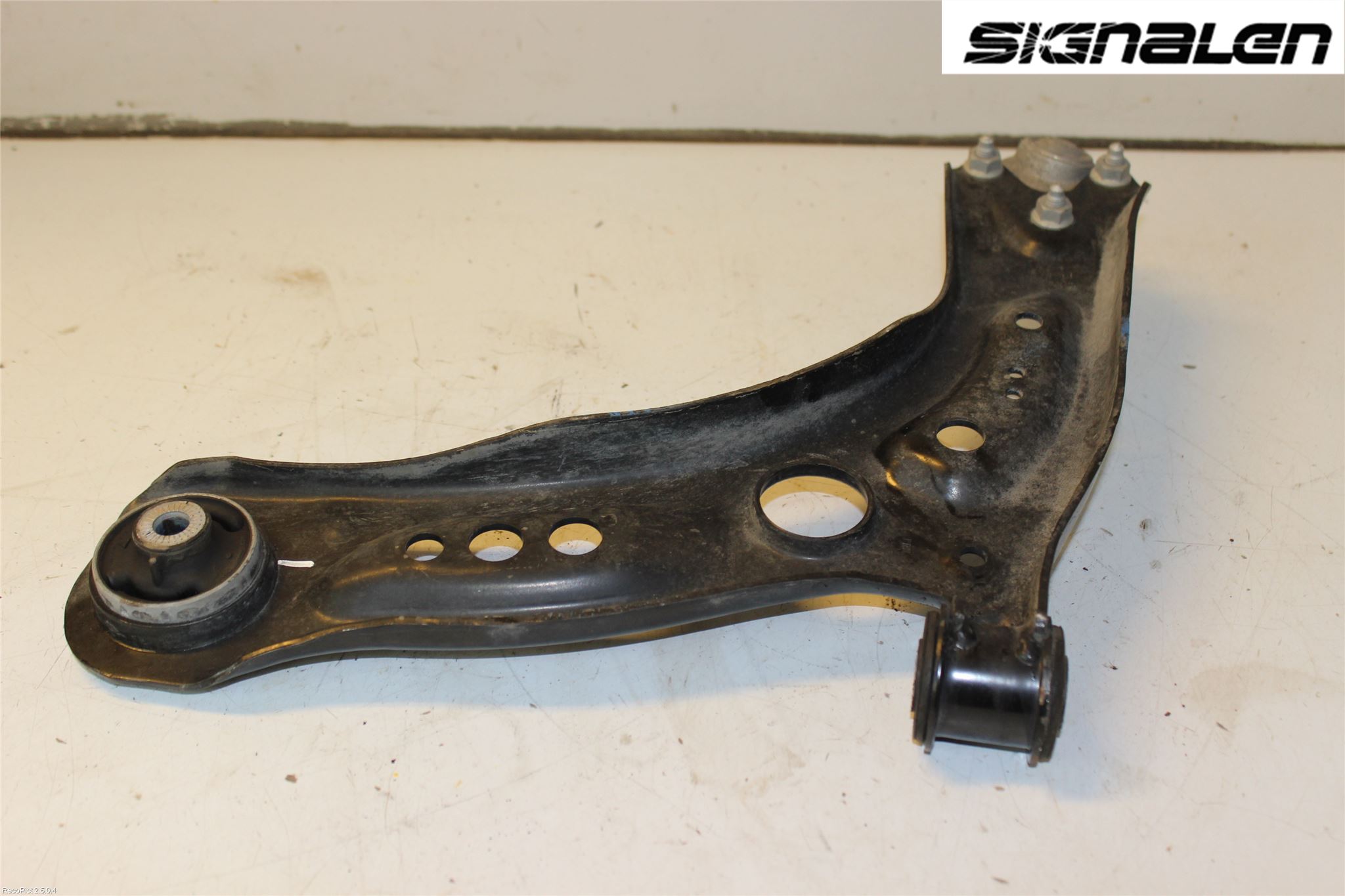 Seat LEON 13-20 Bärarm Fram Undre Hö