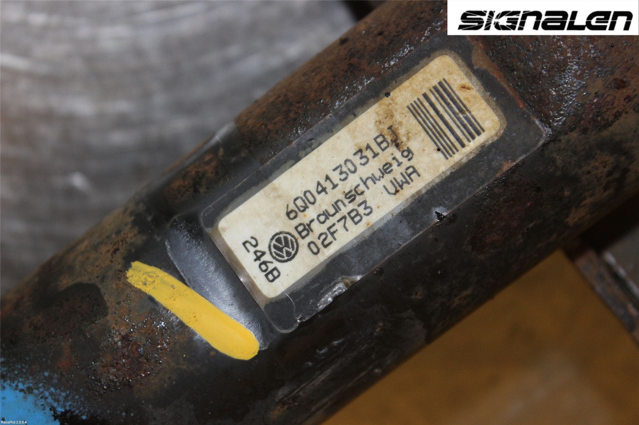 Skoda ROOMSTER Fjäderben Fram Höger