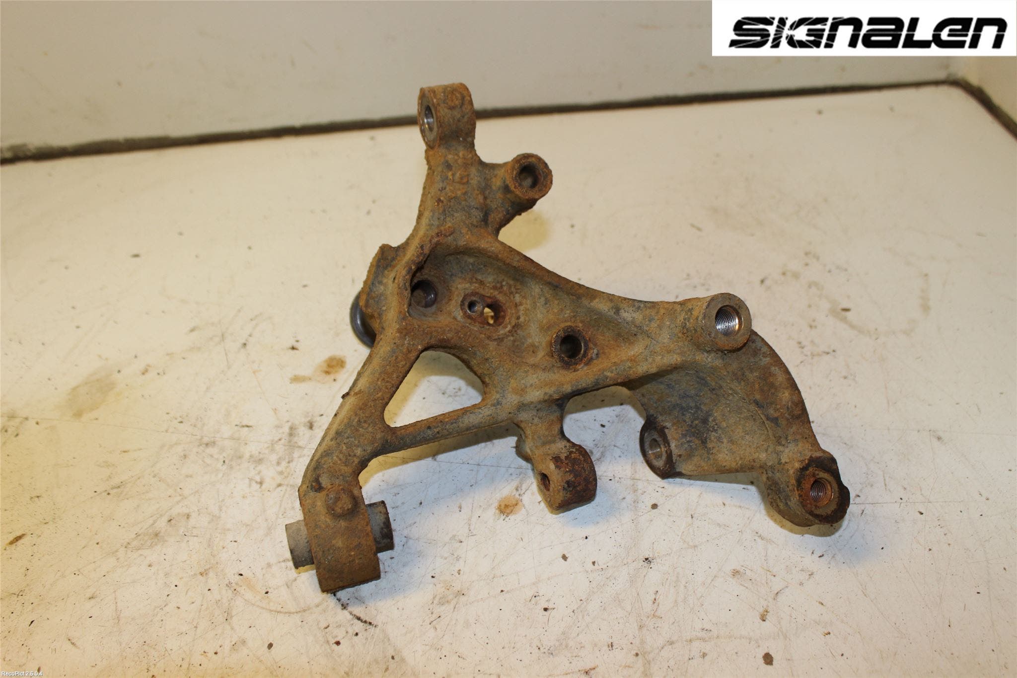 Volkswagen VW GOLF / E-GOLF VII 13-20 Hjullagerhus-Spindel Vä B