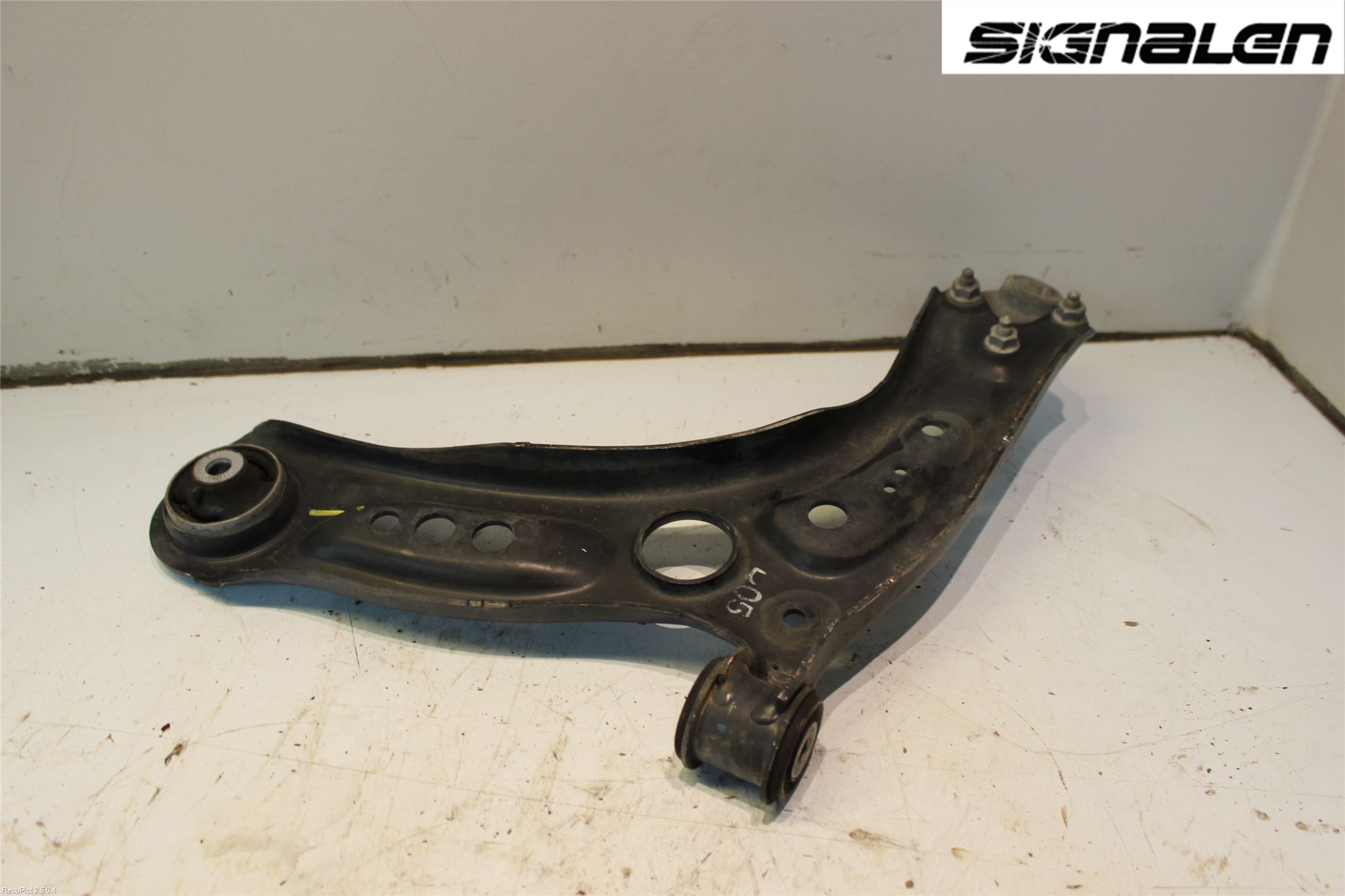 Audi A3/S3 8V 13-20 Bärarm Fram Undre Hö