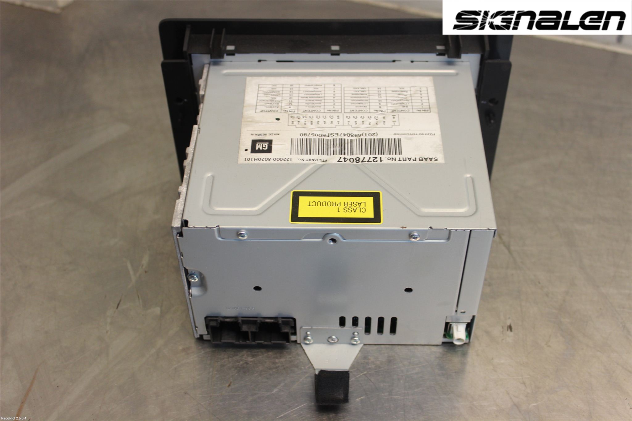 Saab 9-5     06-10 Radio