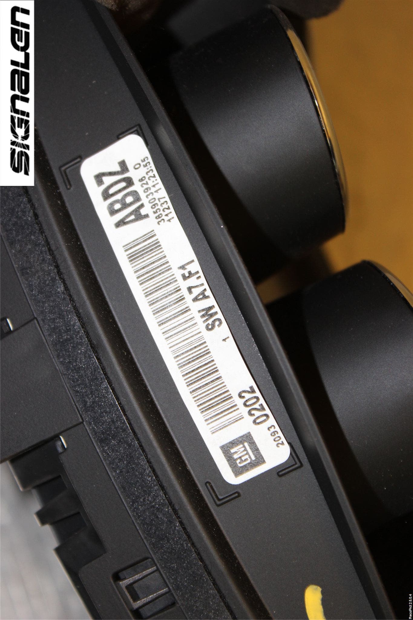 Opel INSIGNIA 09-16 Instrument Komb