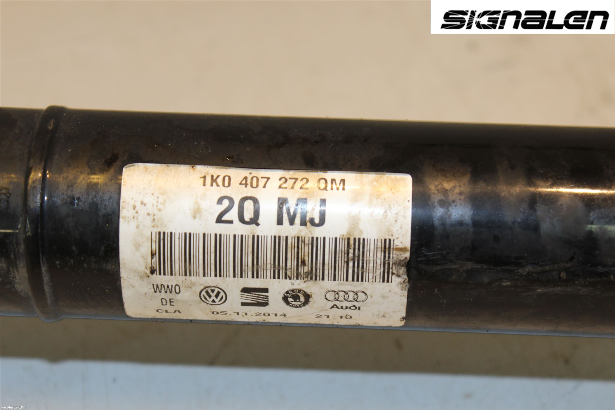 Volkswagen VW CADDY 11-15 Drivaxel Fram Höger