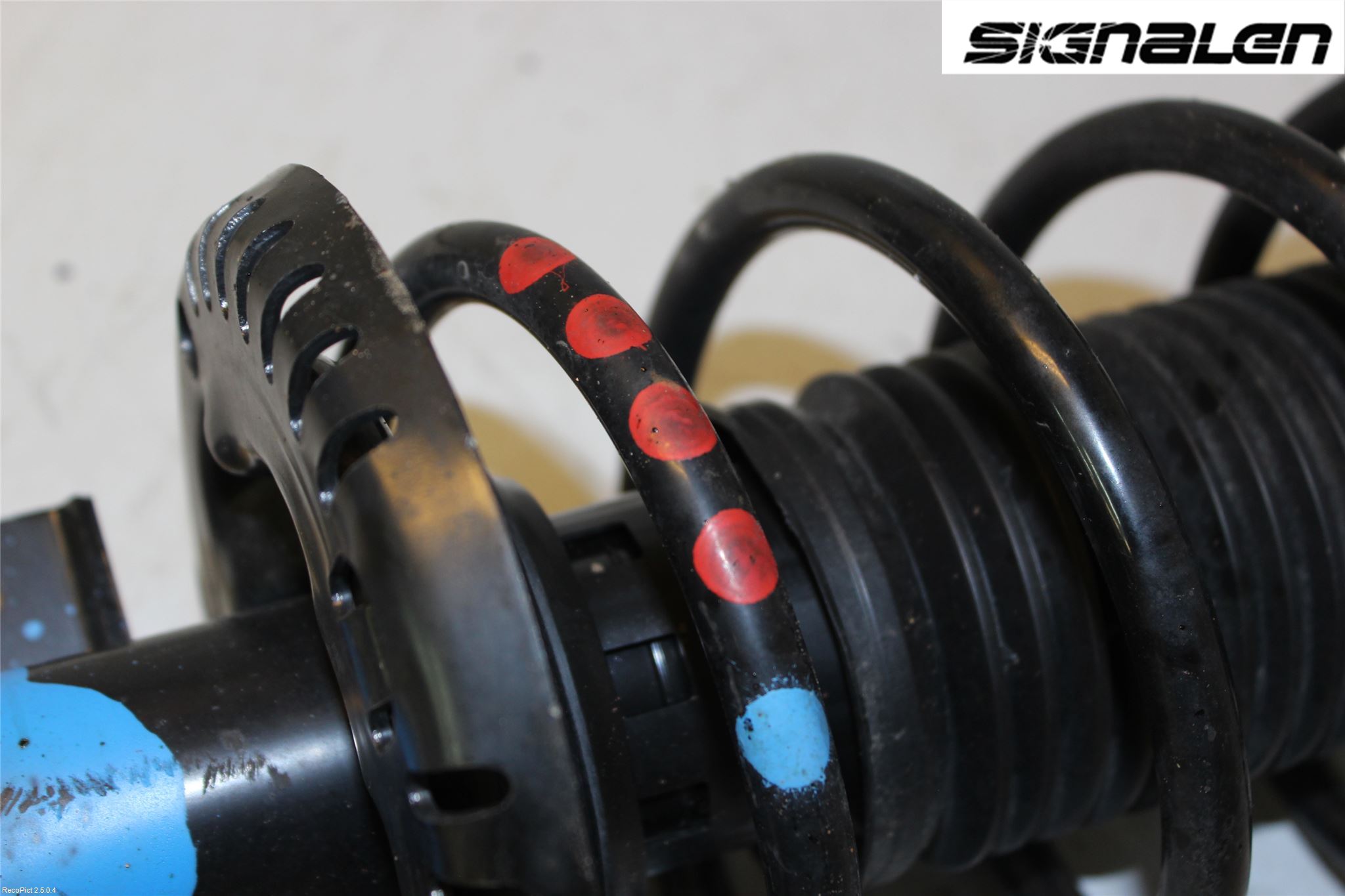 Skoda FABIA 07-14 Fjäderben Fram Höger