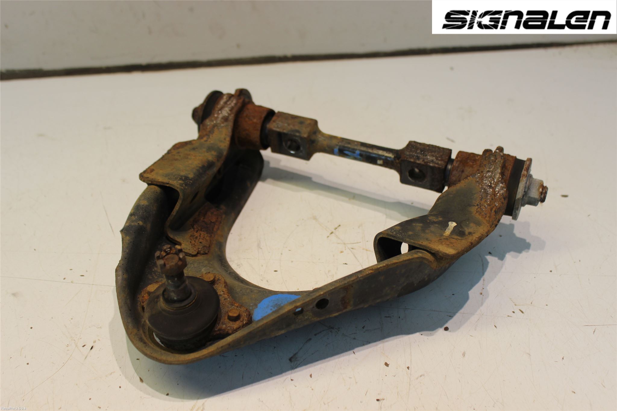 Mazda BT-50 Bärarm Fram Övre Hö