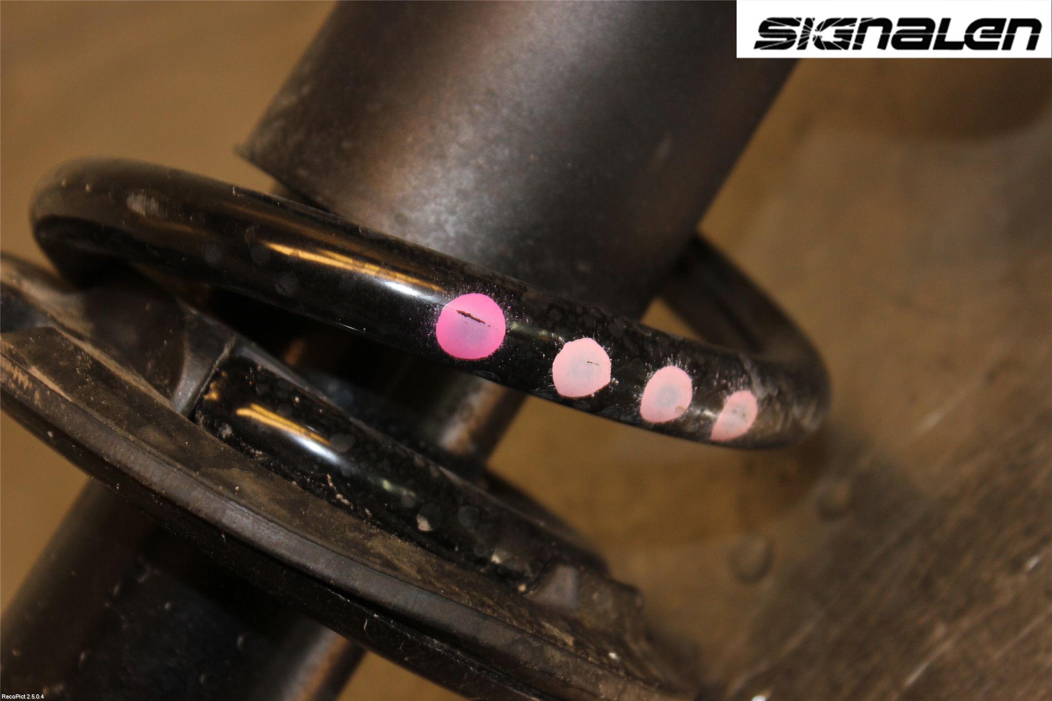 Audi A4 12-15 Fjäderben Fram Vänster