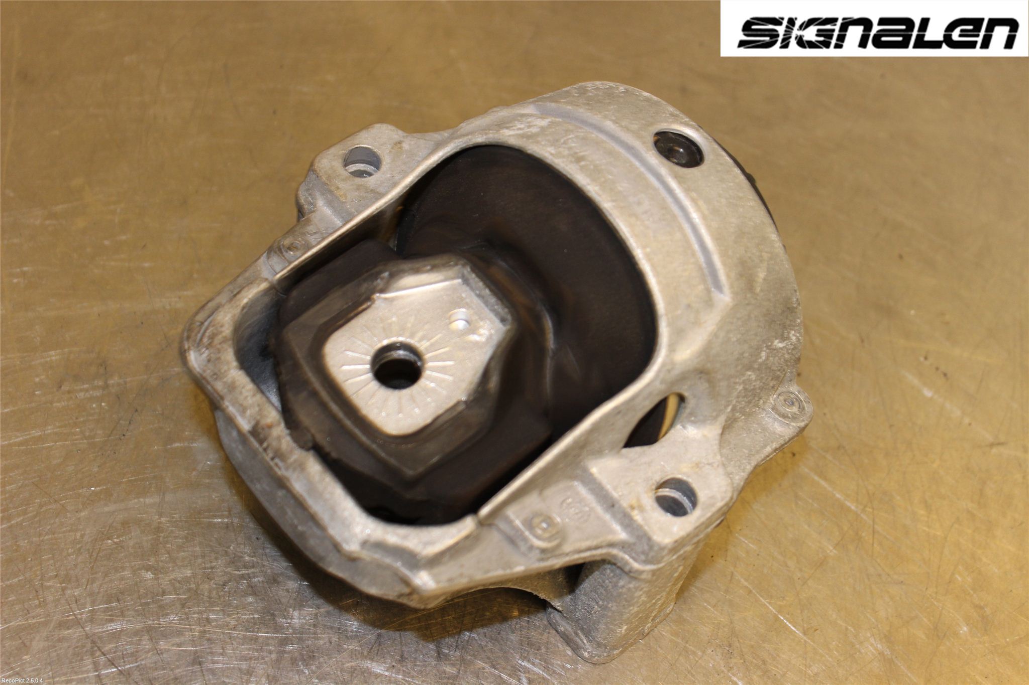 Audi A4 12-15 Motorkudde