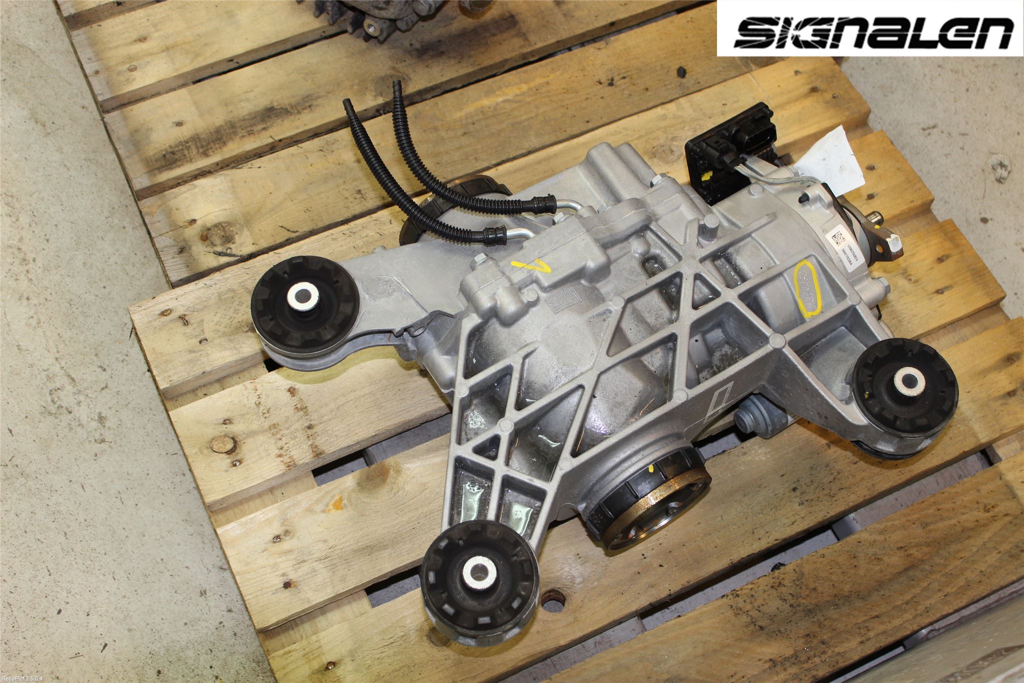 Volkswagen VW PASSAT 15-19 Bakväxel-Diff