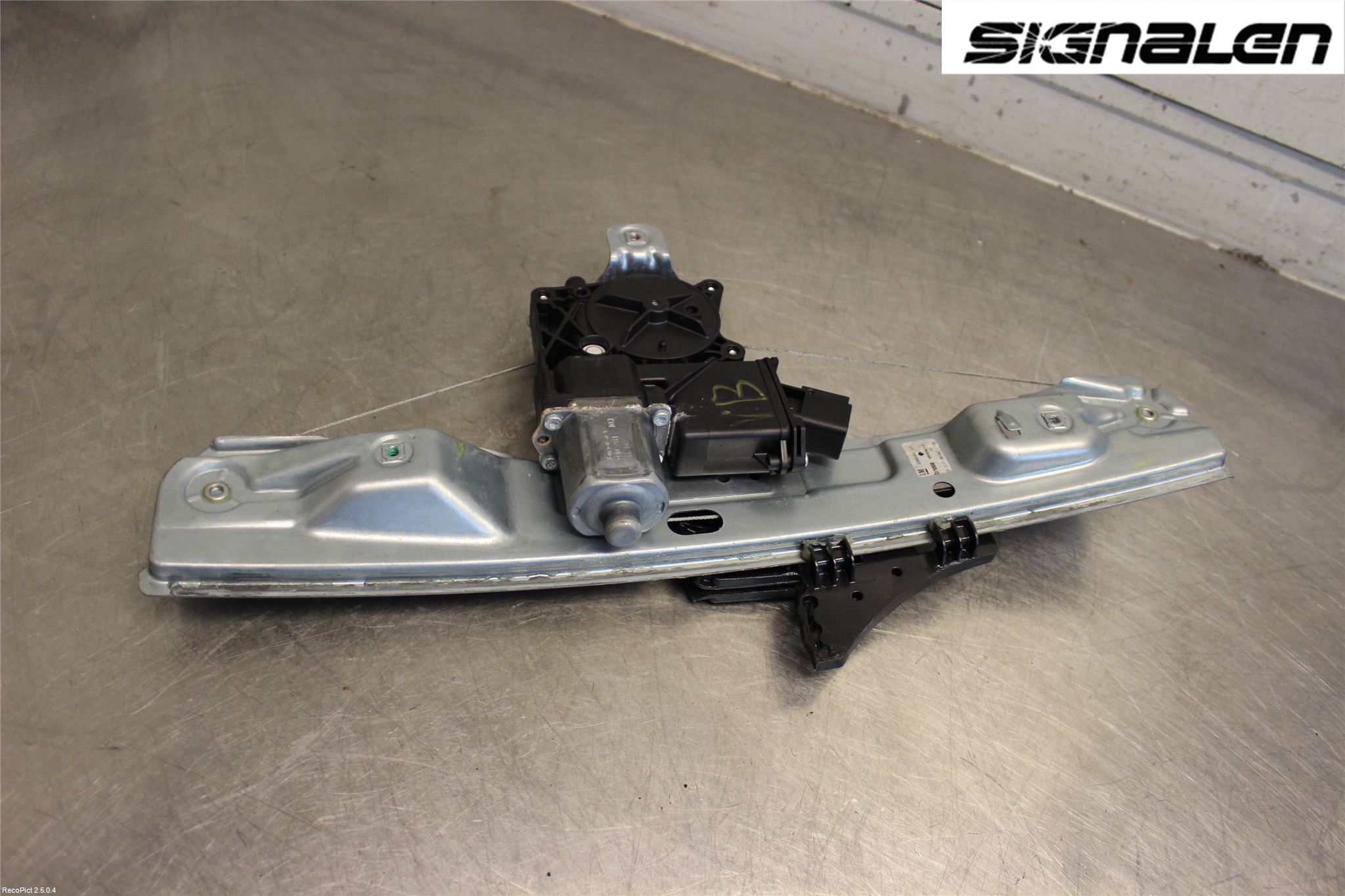 Opel INSIGNIA 09-16 Fönsterhiss El Kompl