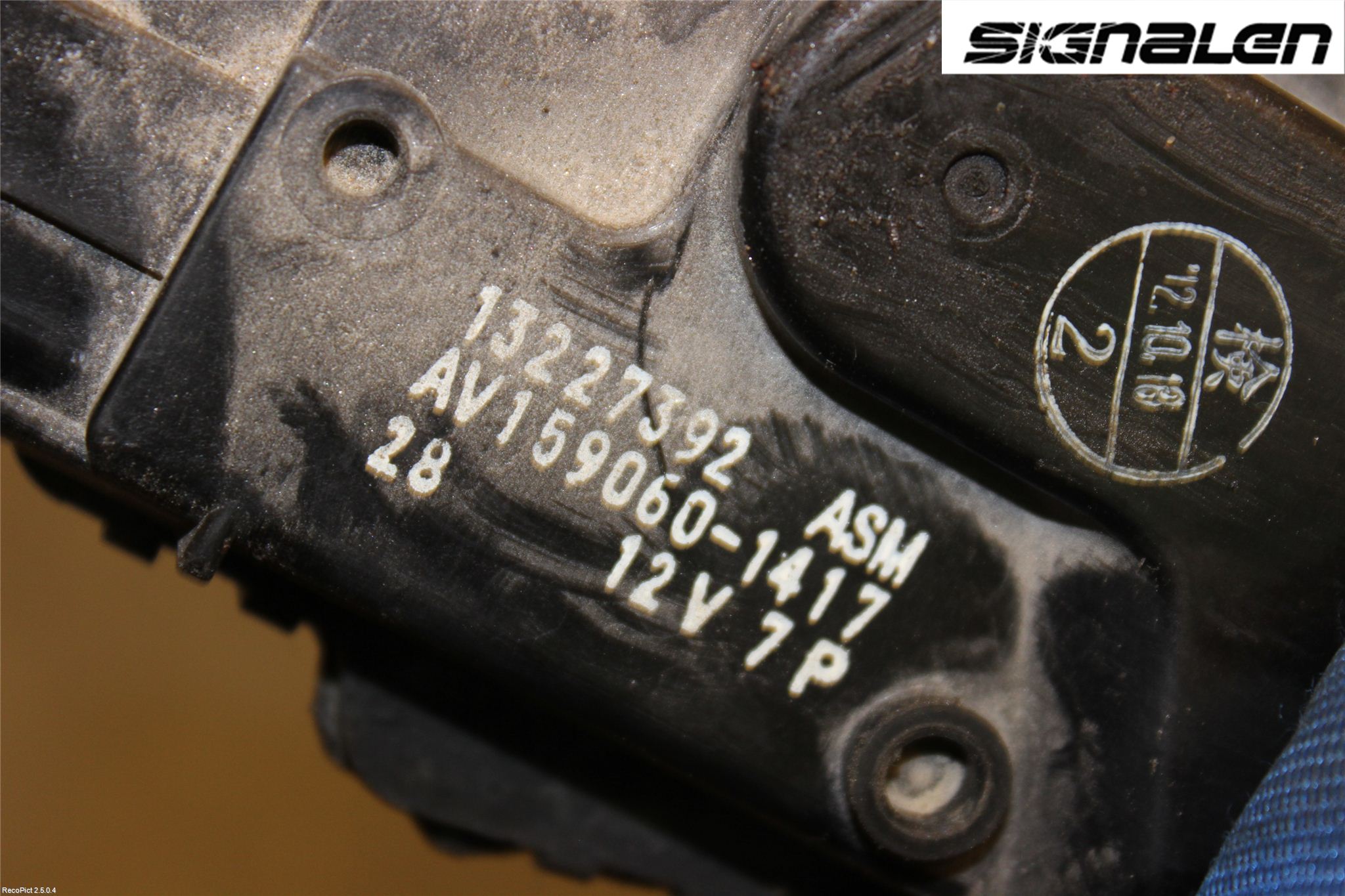 Opel INSIGNIA 09-16 Torkarmotor Vindruta