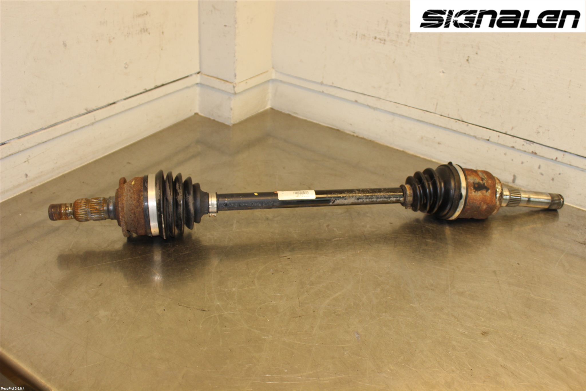 Opel INSIGNIA 09-16 Drivaxel Bak Vänster