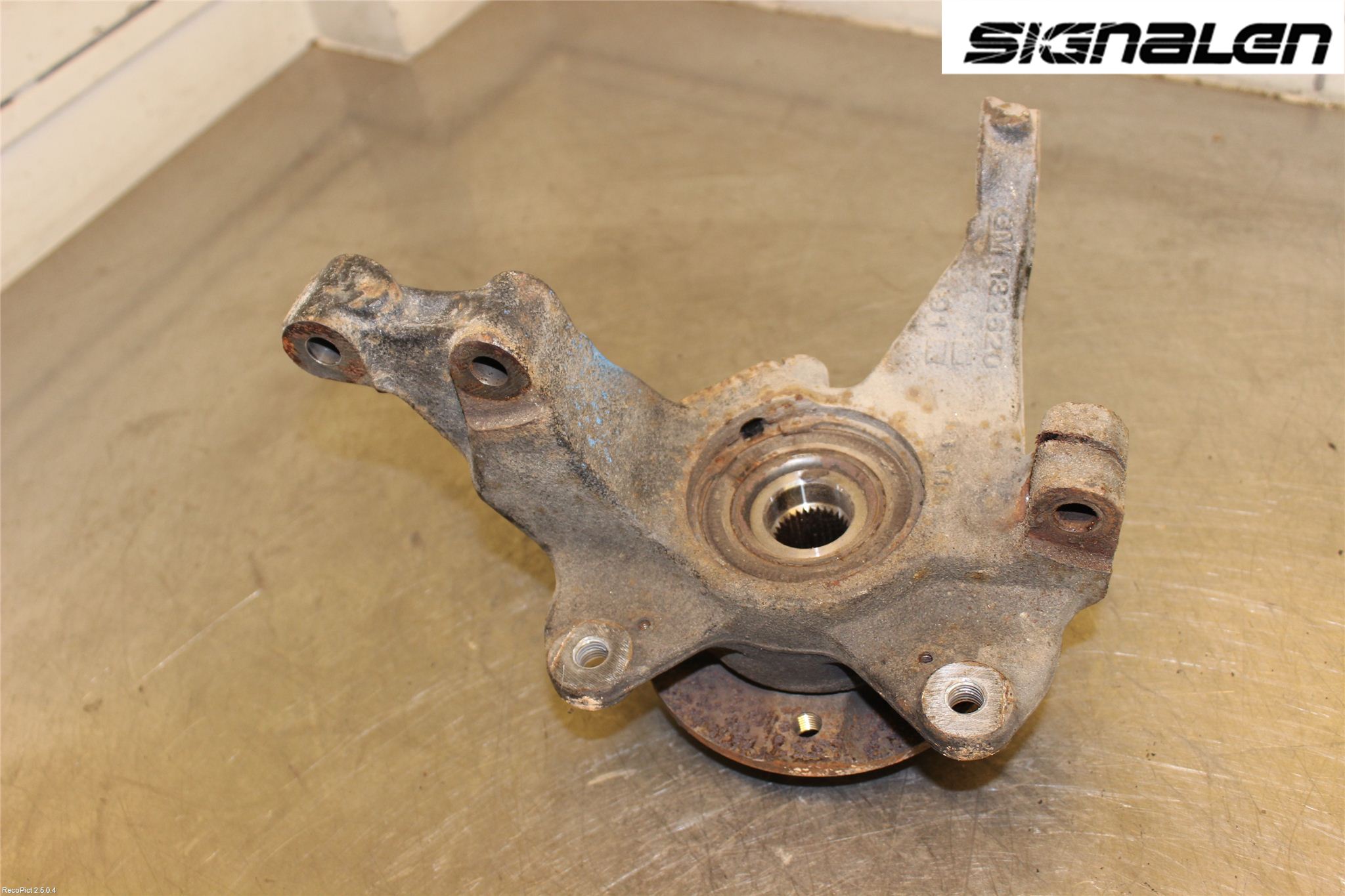 Opel MERIVA B 10-17 Styrspindel Lagerhus Hö