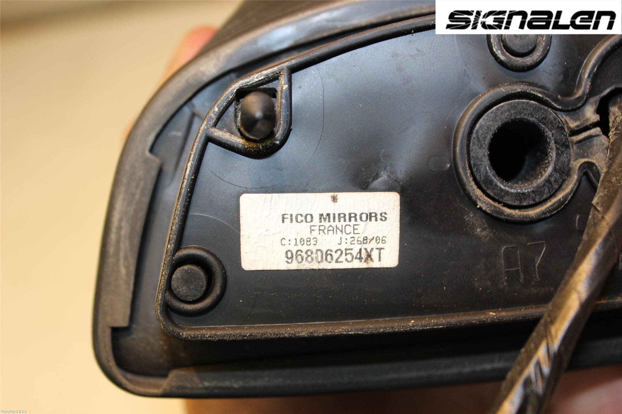 Peugeot 207 Spegel Yttre El Hö