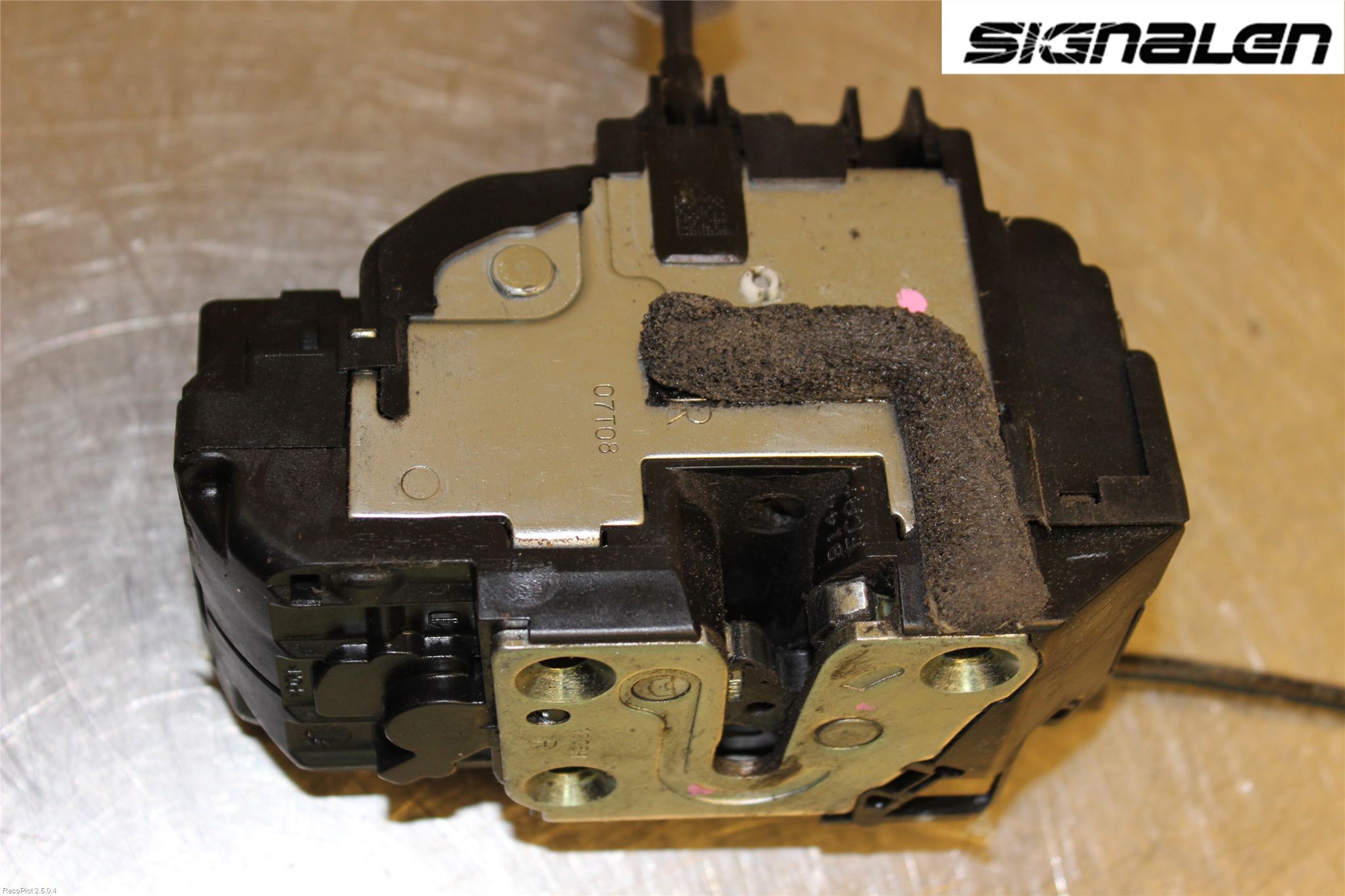 Nissan NAVARA 05-16 Låskista-Dörrlås