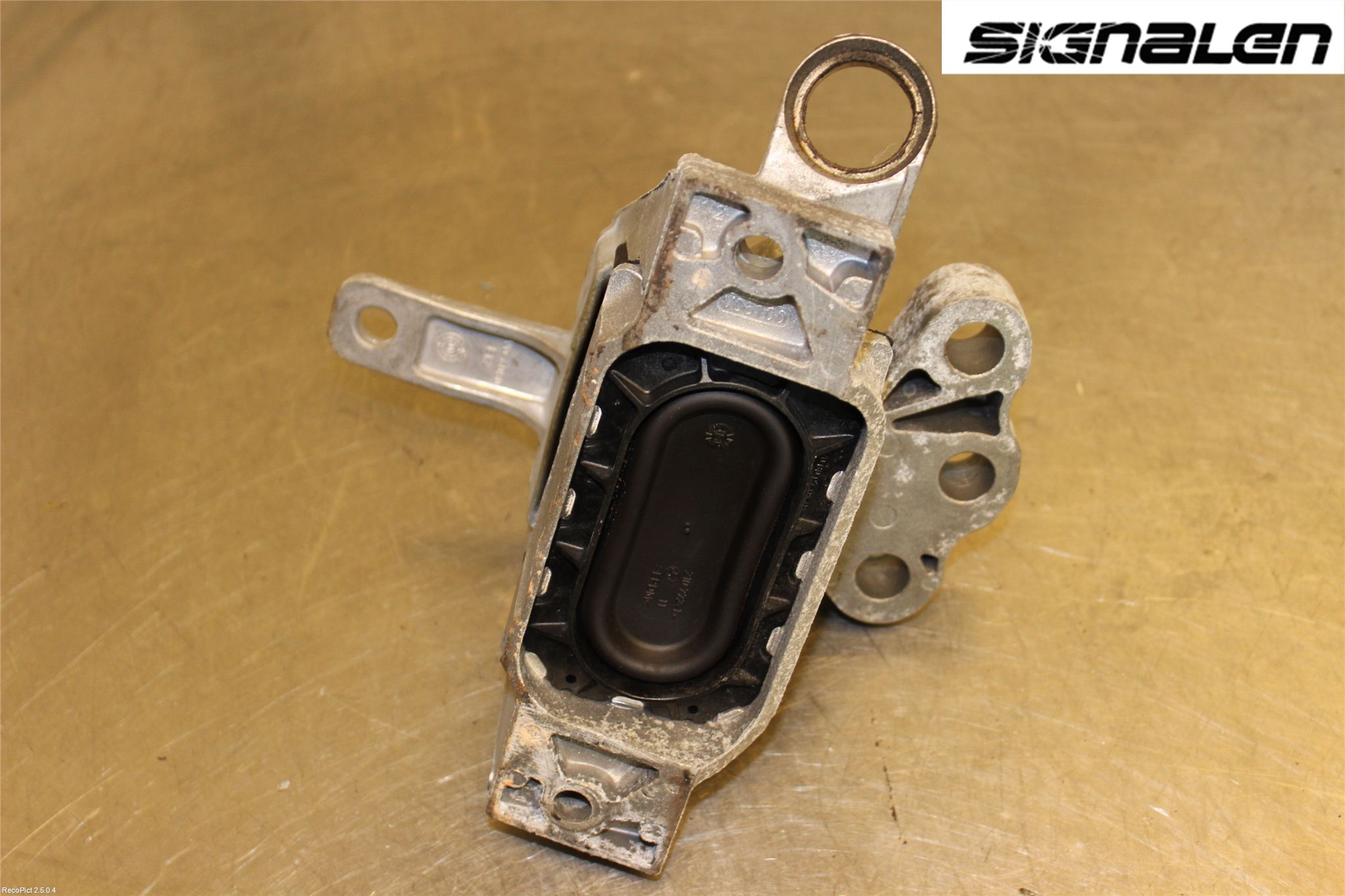 Opel INSIGNIA 09-16 Motorkudde