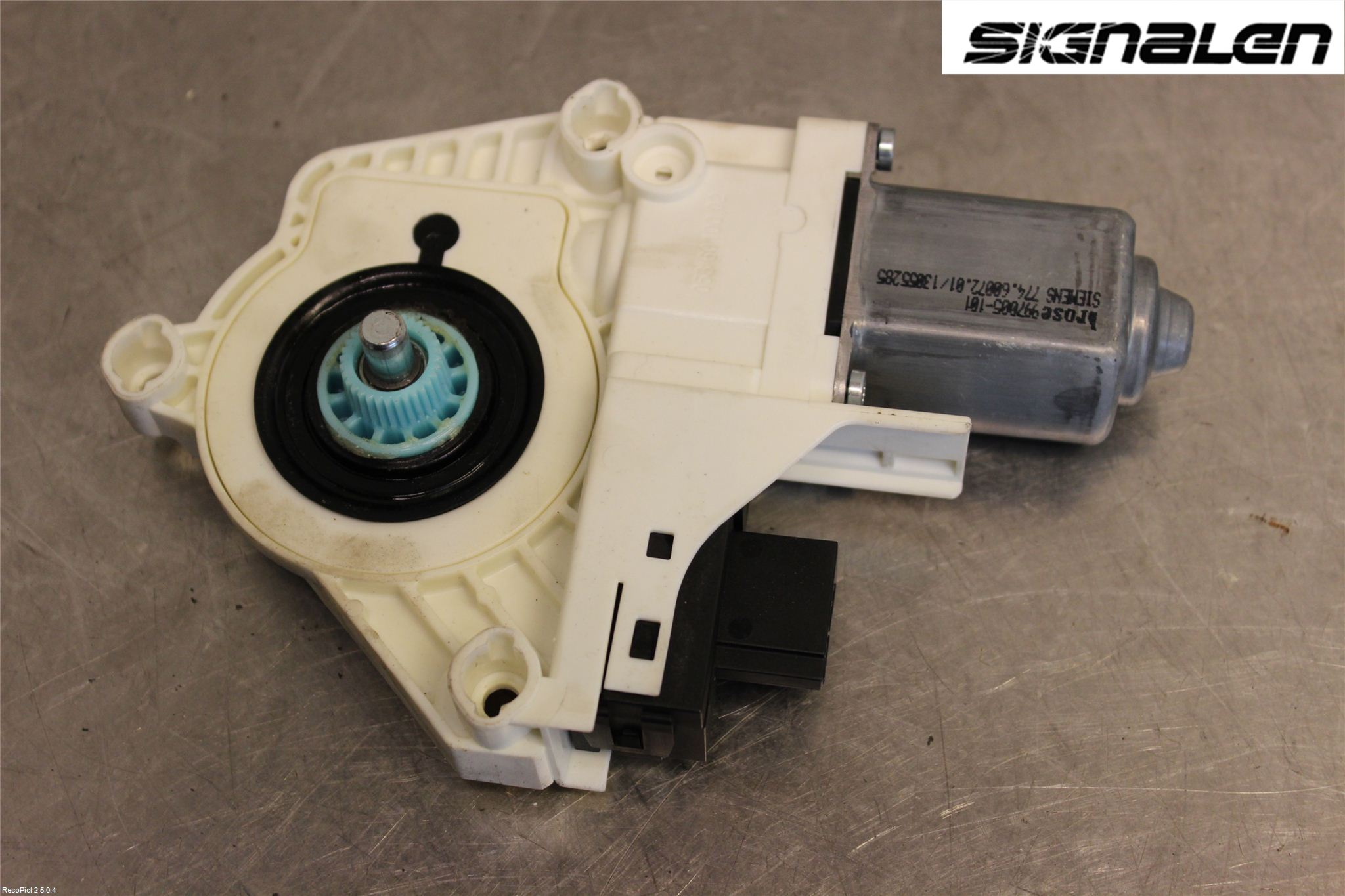 Audi A6/S6     05-11 Fönsterhissmotor