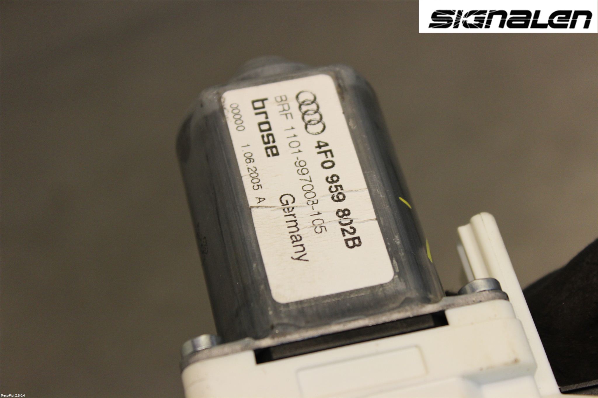 Audi A6/S6     05-11 Fönsterhissmotor