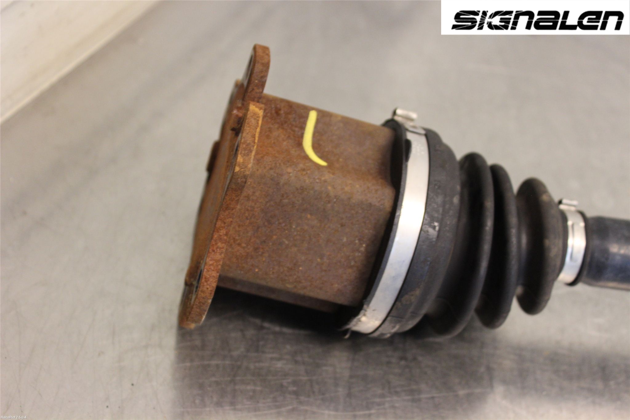 Audi A6/S6     05-11 Drivaxel Fram Vänster