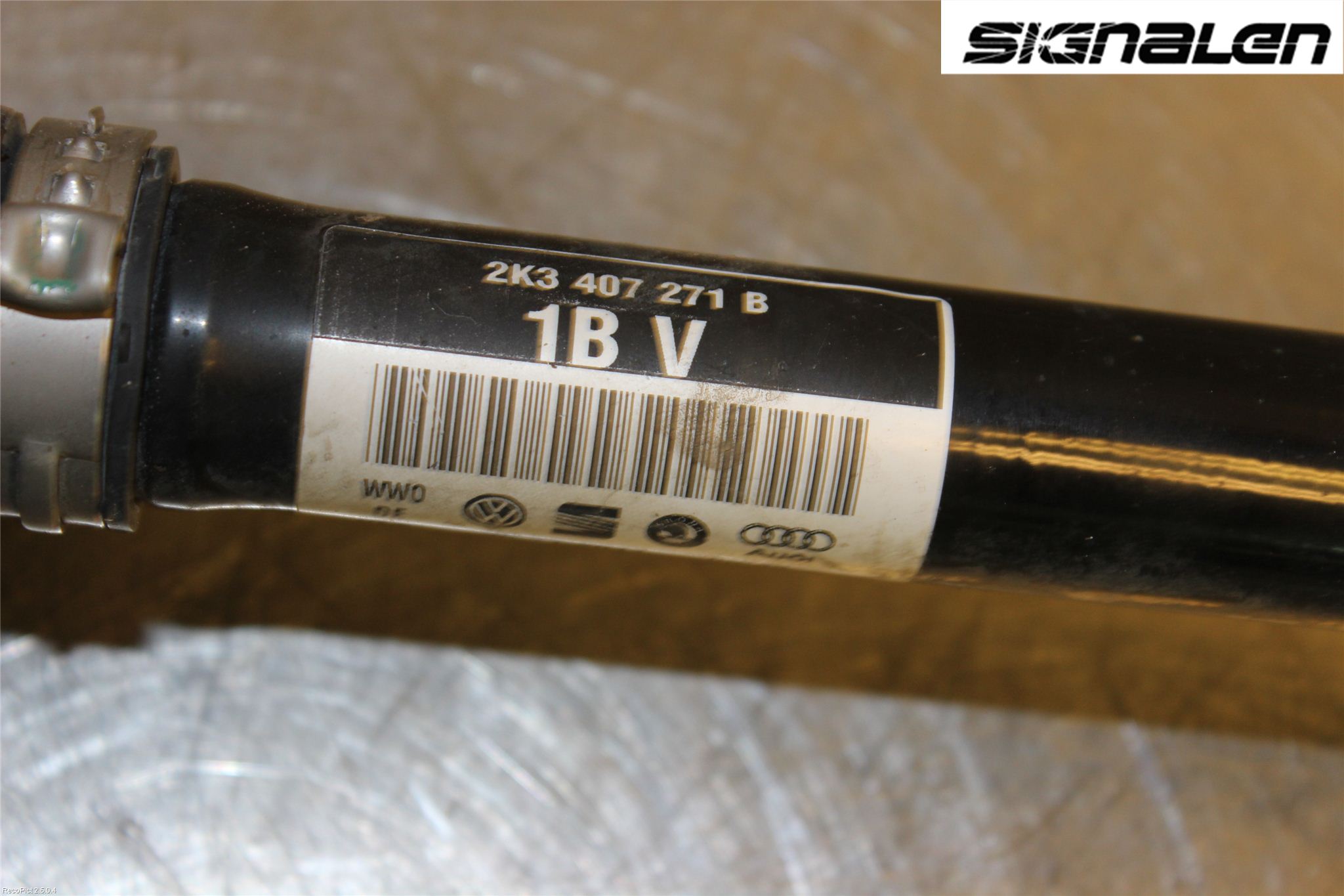 Volkswagen VW CADDY 11-15 Drivaxel Fram Vänster