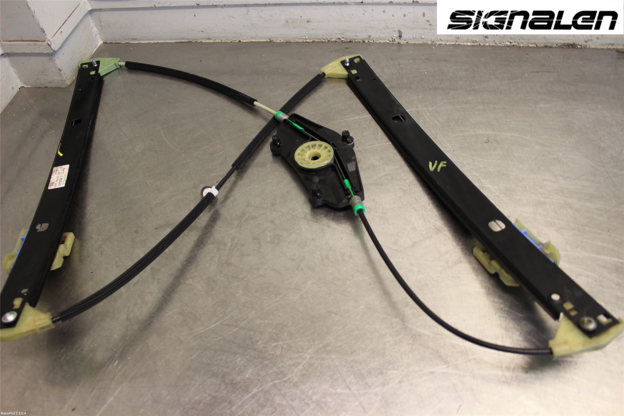 Audi A4/S4 08-11 Fönsterhissmekanism