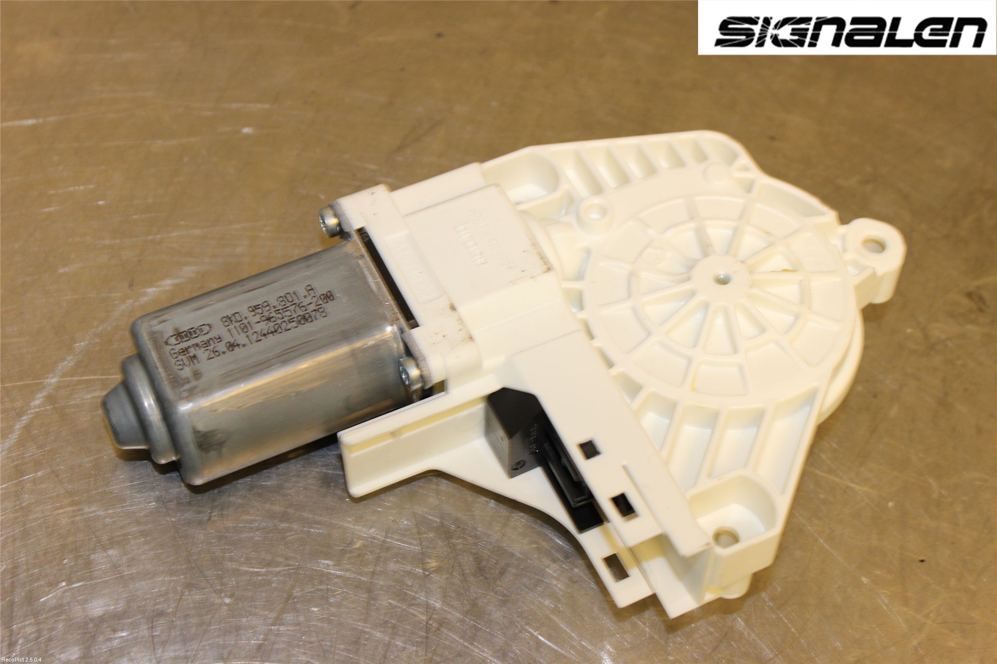 Skoda SUPERB 09-15 Fönsterhissmotor