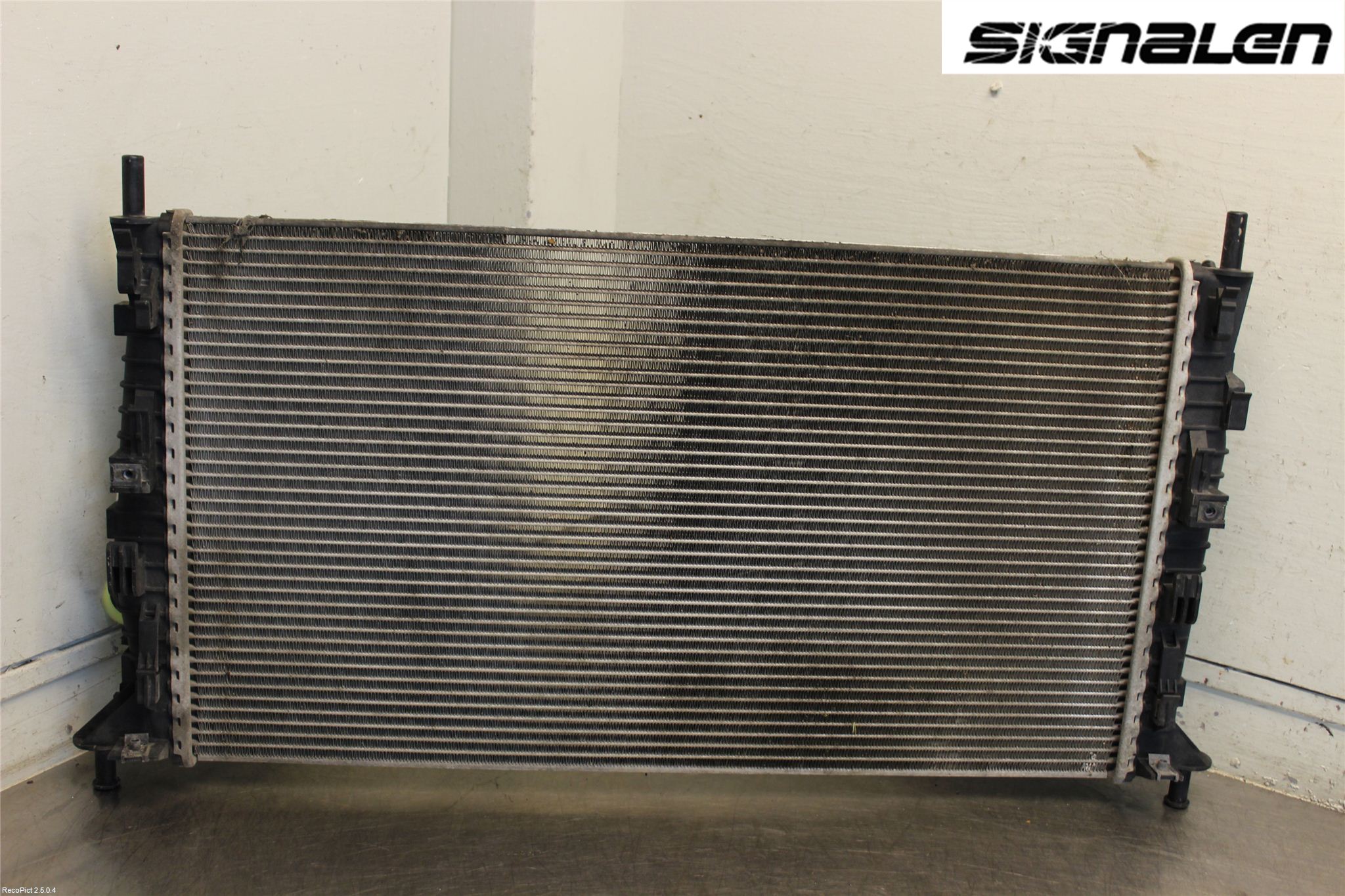 Volvo V50 04-07 Kylare Man