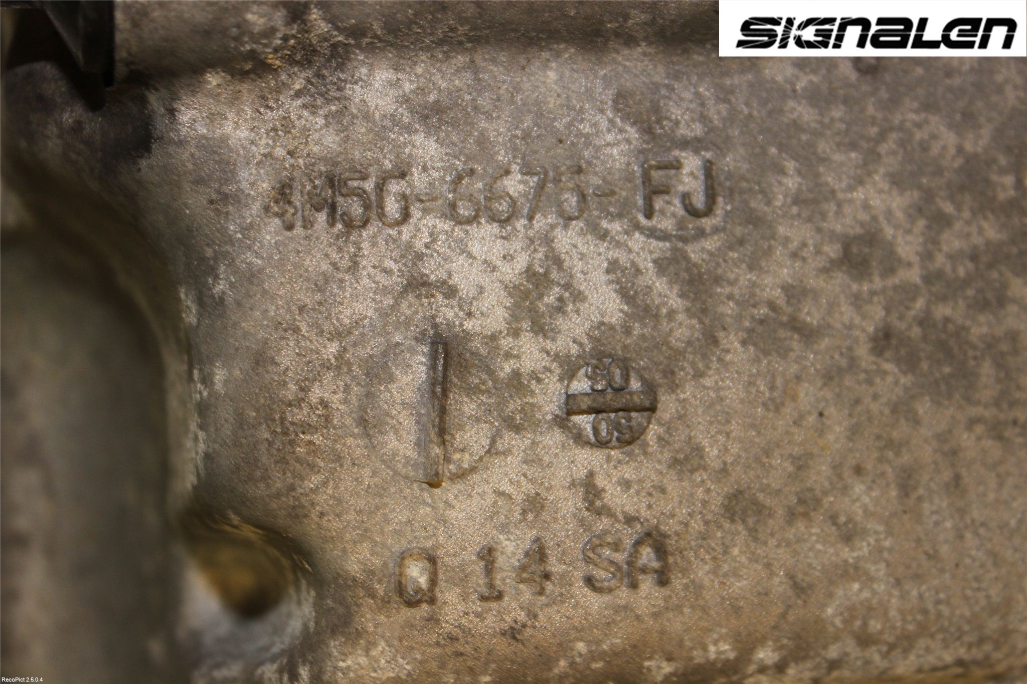 Volvo V50 04-07 Oljetråg