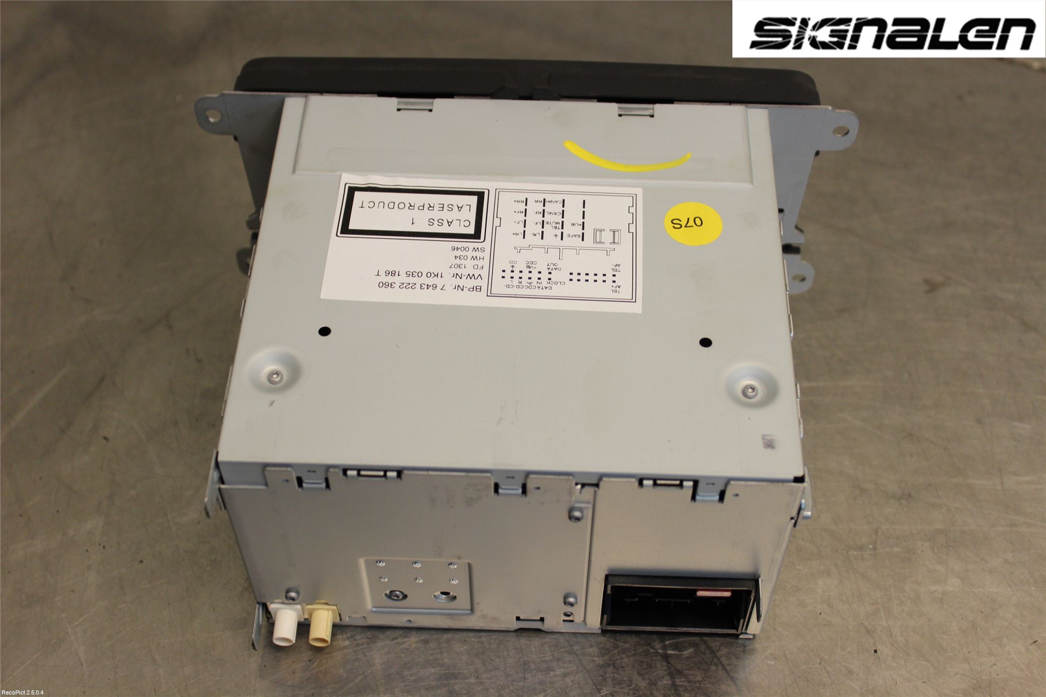 Volkswagen VW GOLF V 04-09 Radio