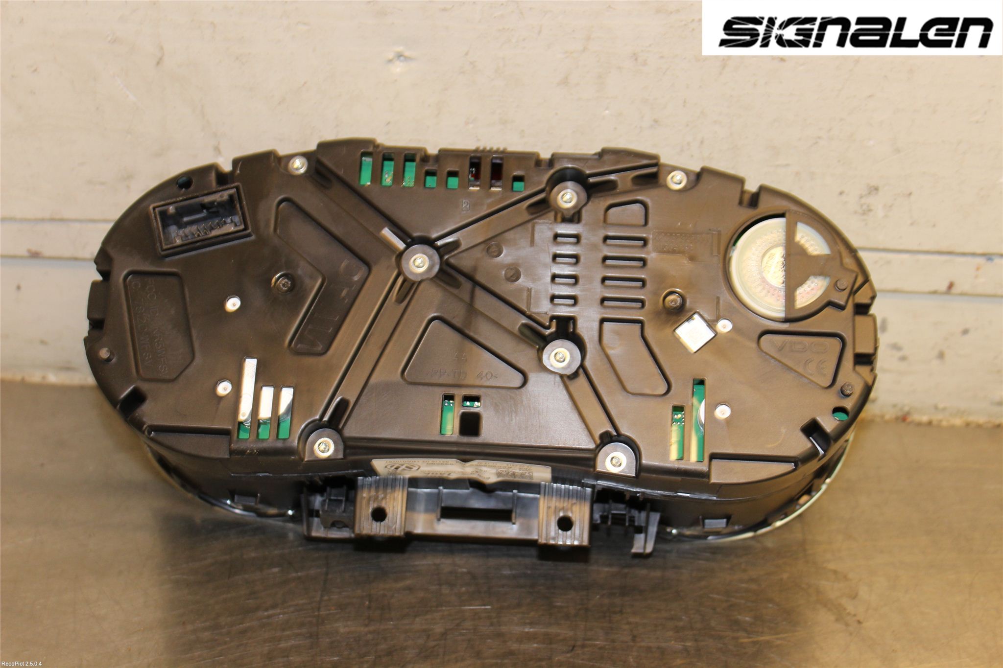 Volkswagen VW POLO 10-17 Instrument Komb