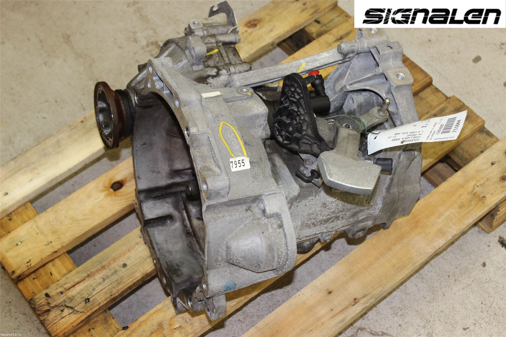 Volkswagen VW PASSAT 11-14 Växellåda Man 6 Vxl