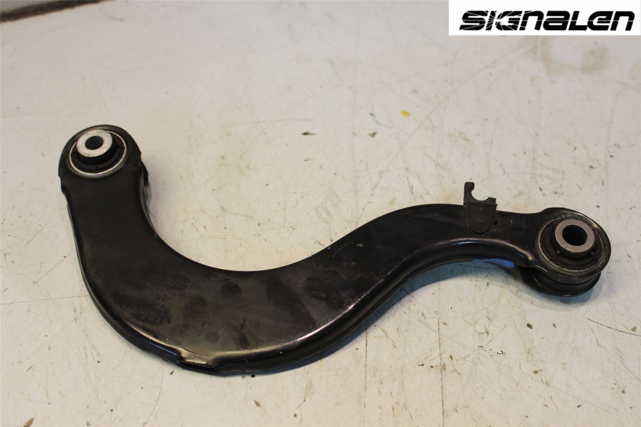 Volkswagen VW PASSAT 15-19 Bärarm Bak Höger