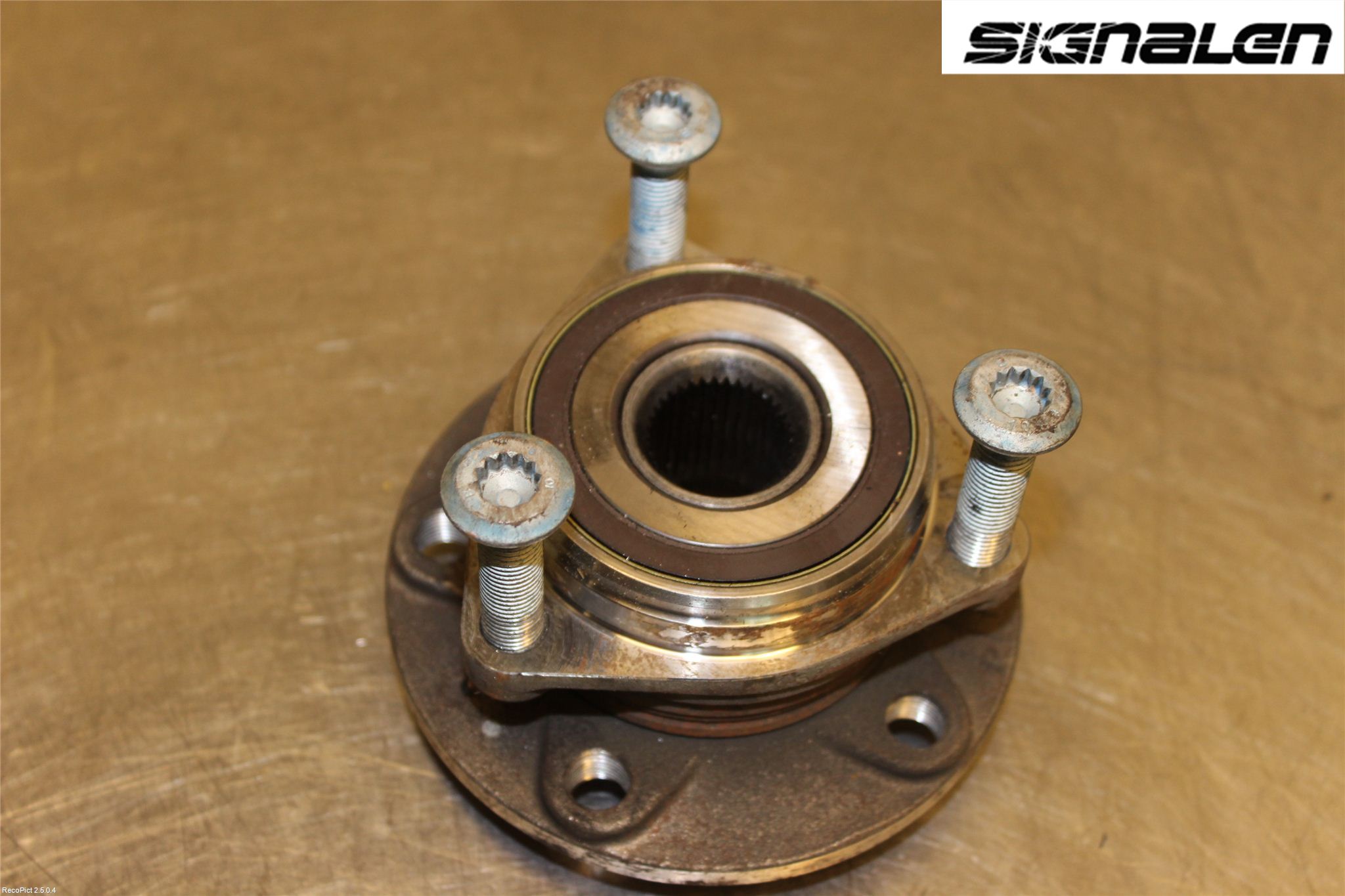 Volkswagen VW PASSAT 15-19 Nav Fram