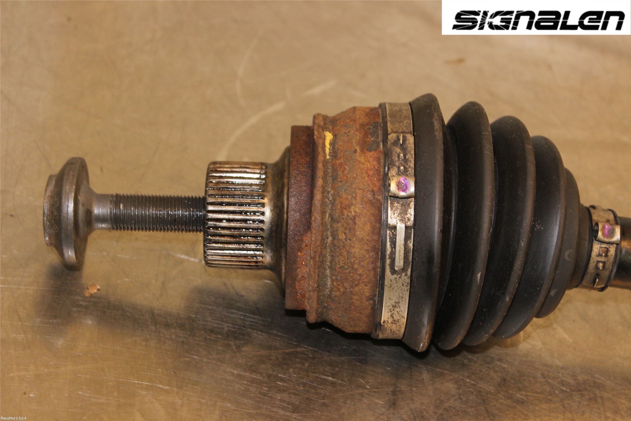 Audi A6 ALLROAD 12-18 Drivaxel Fram Höger