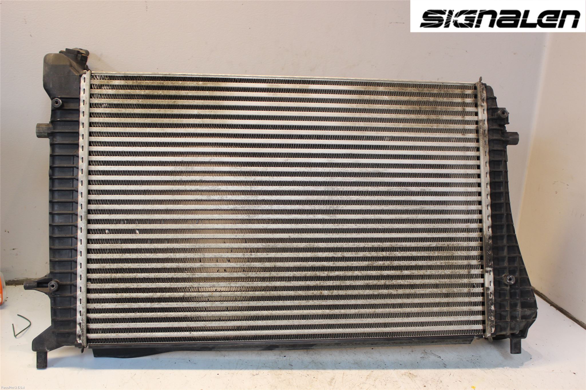 Volkswagen VW PASSAT 05-11 Laddluft-Intercooler Kyl