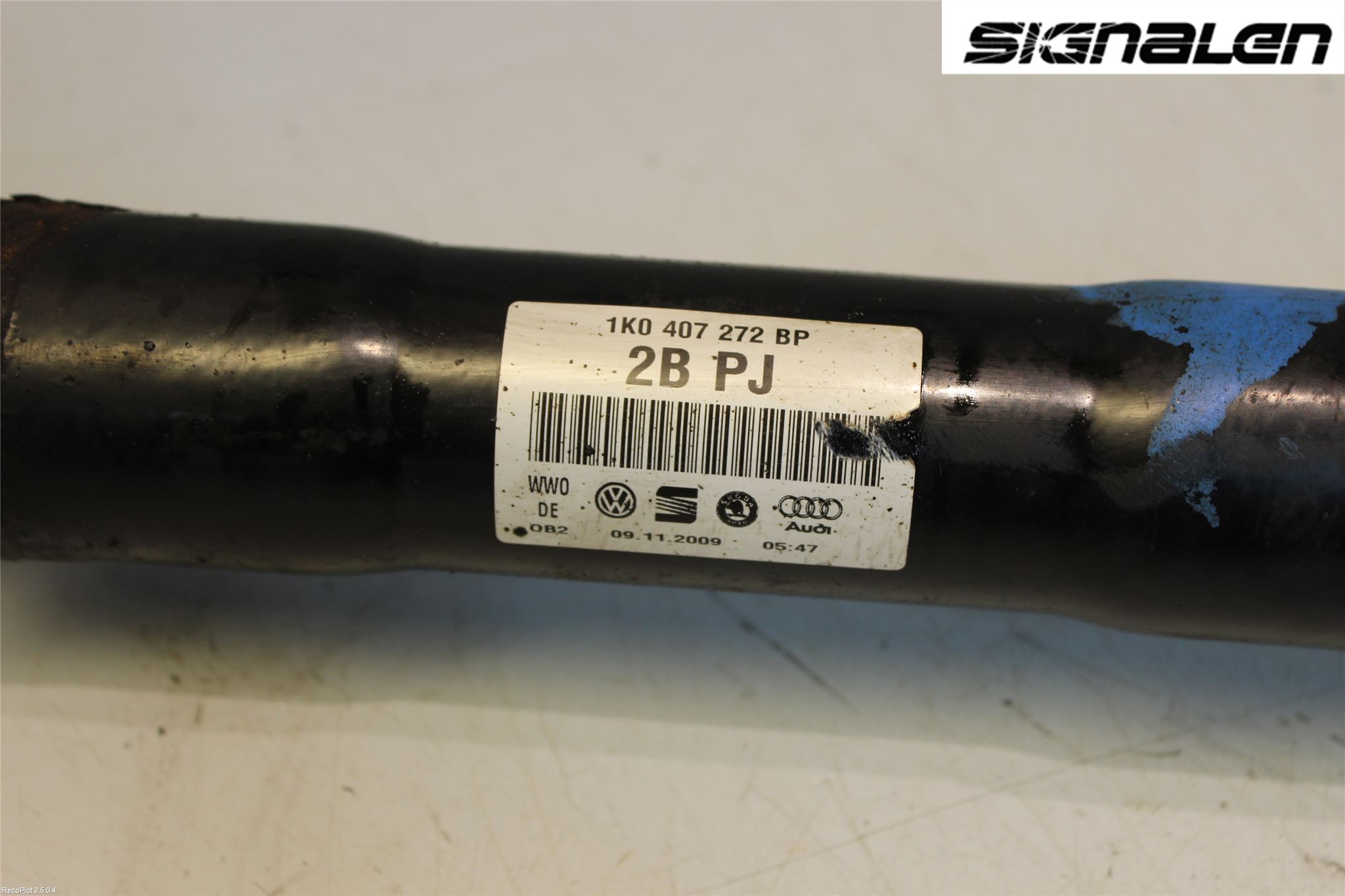 Volkswagen VW CADDY      04-10 Drivaxel Fram Höger