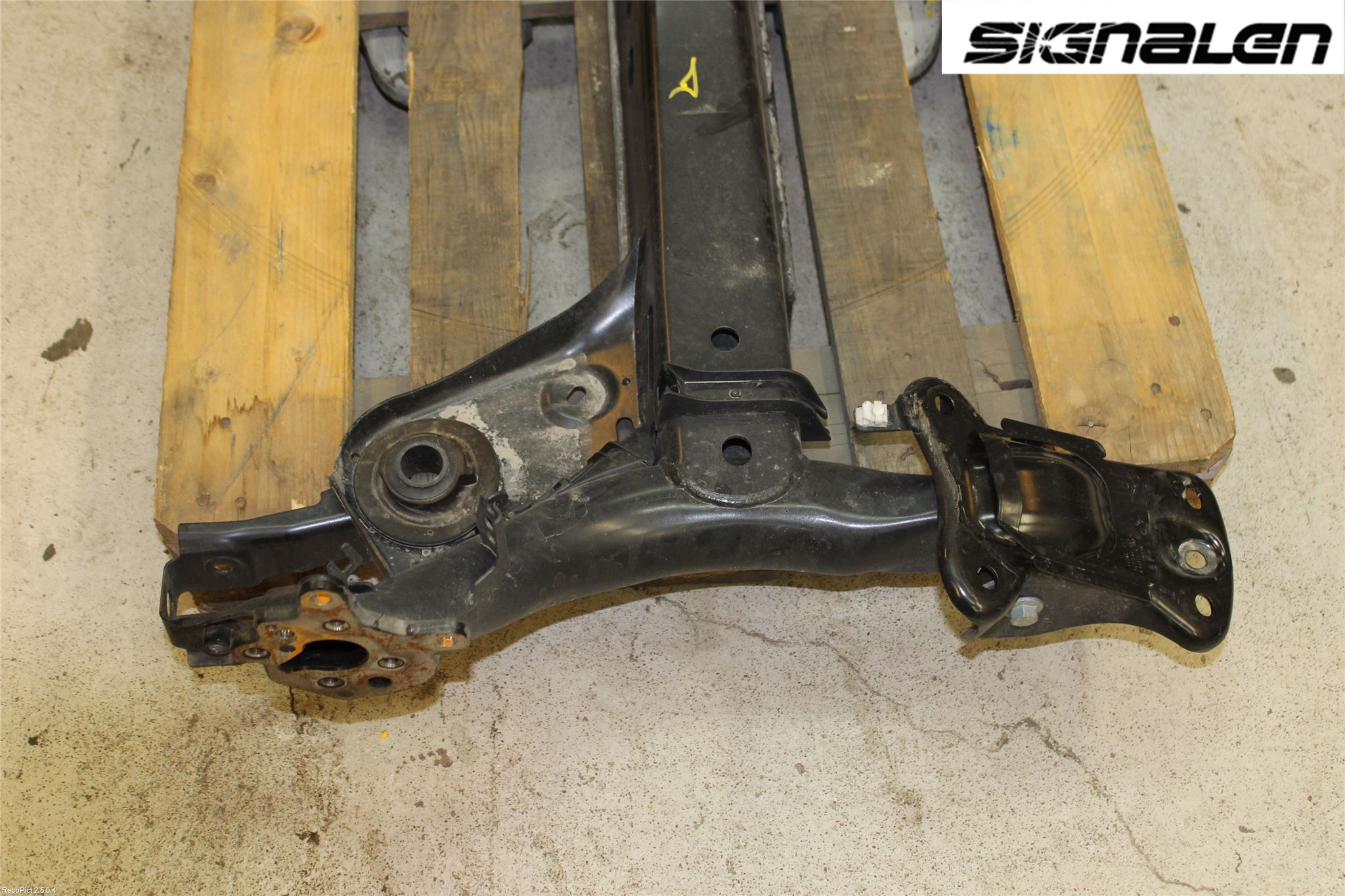 Volkswagen VW GOLF / E-GOLF VII 13-20 Bakaxelbalk