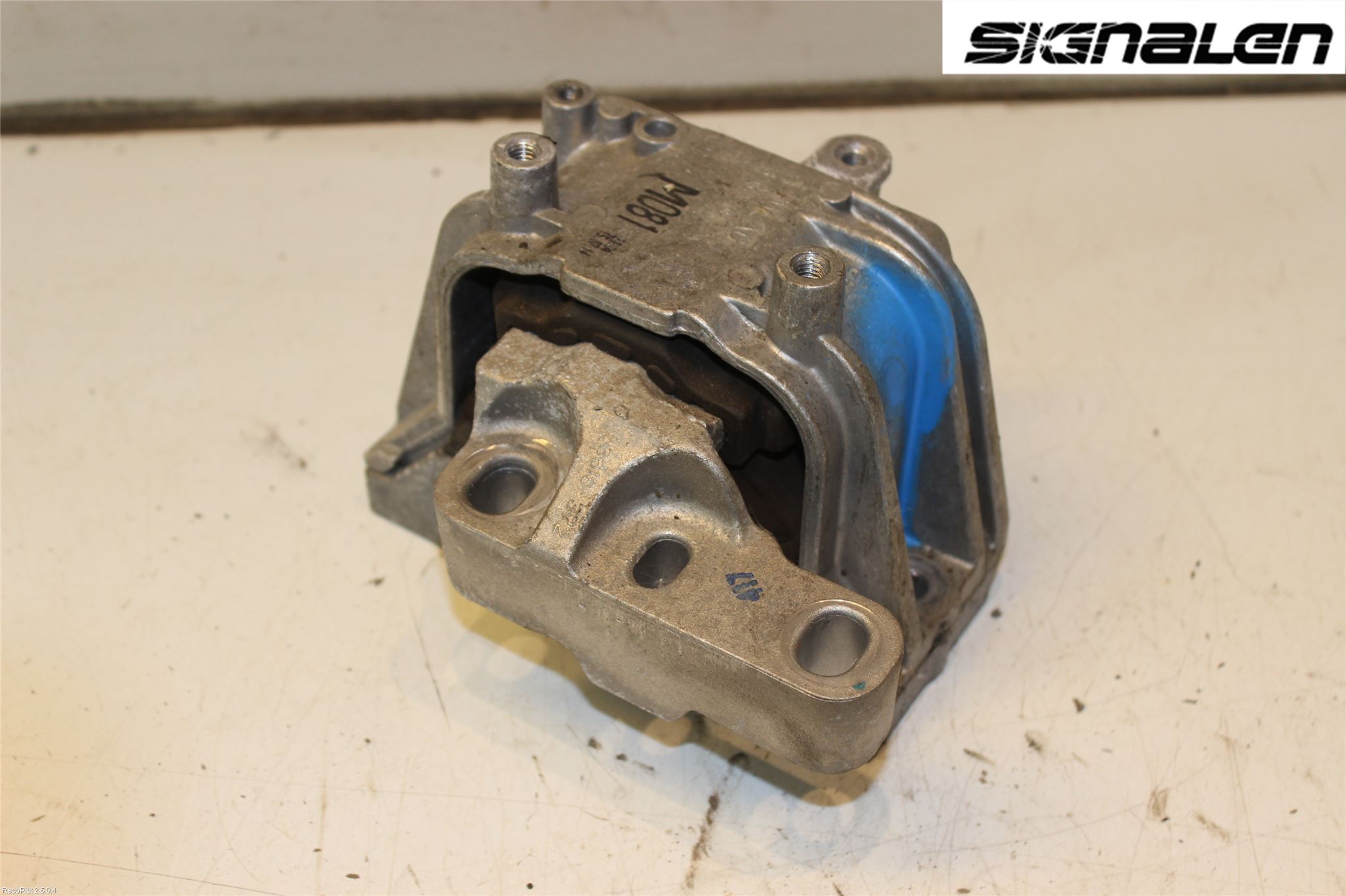 Volkswagen VW PASSAT 15-19 Motorfäste