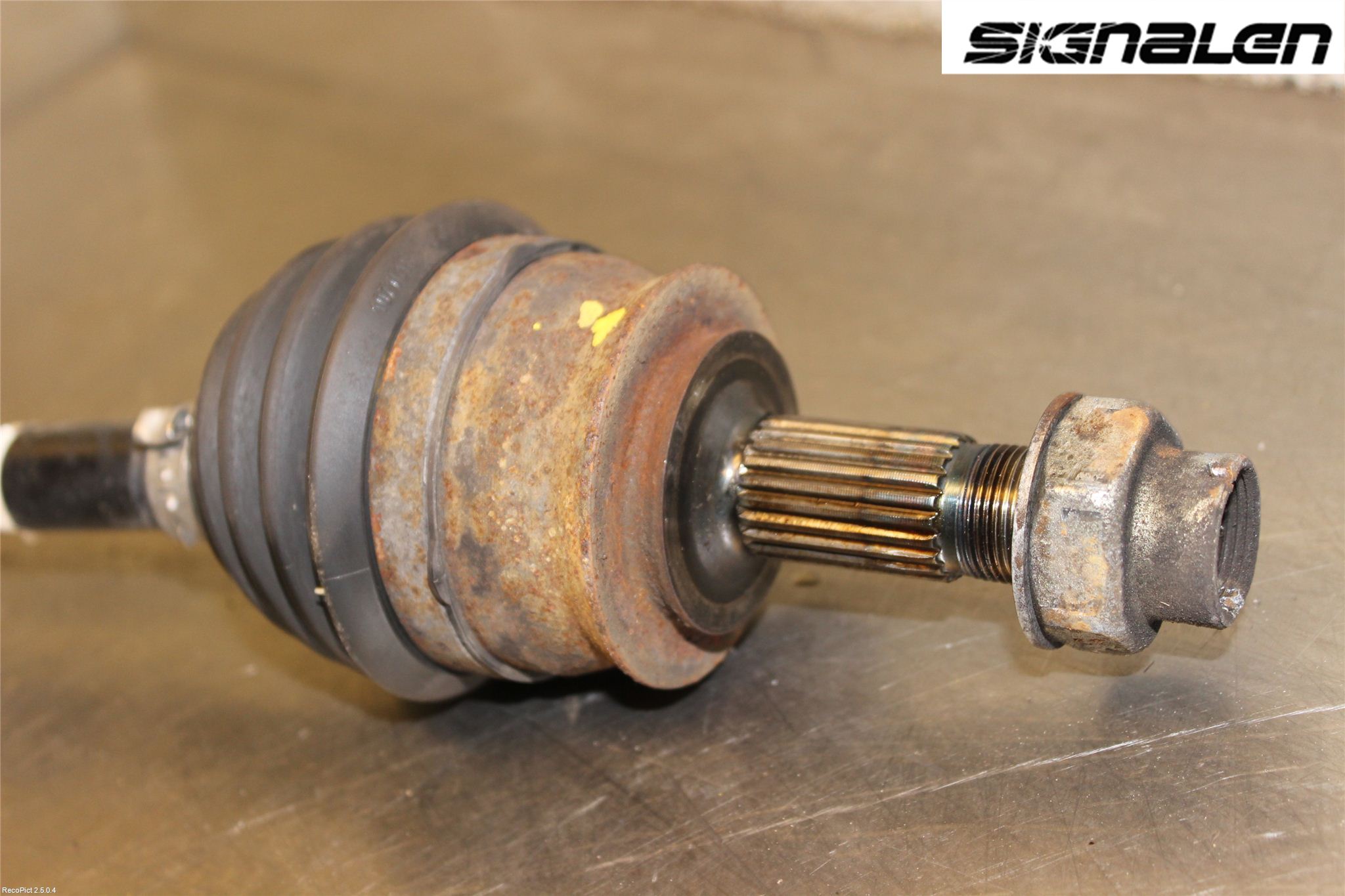 Opel CORSA D 07-14 Drivaxel Fram Höger