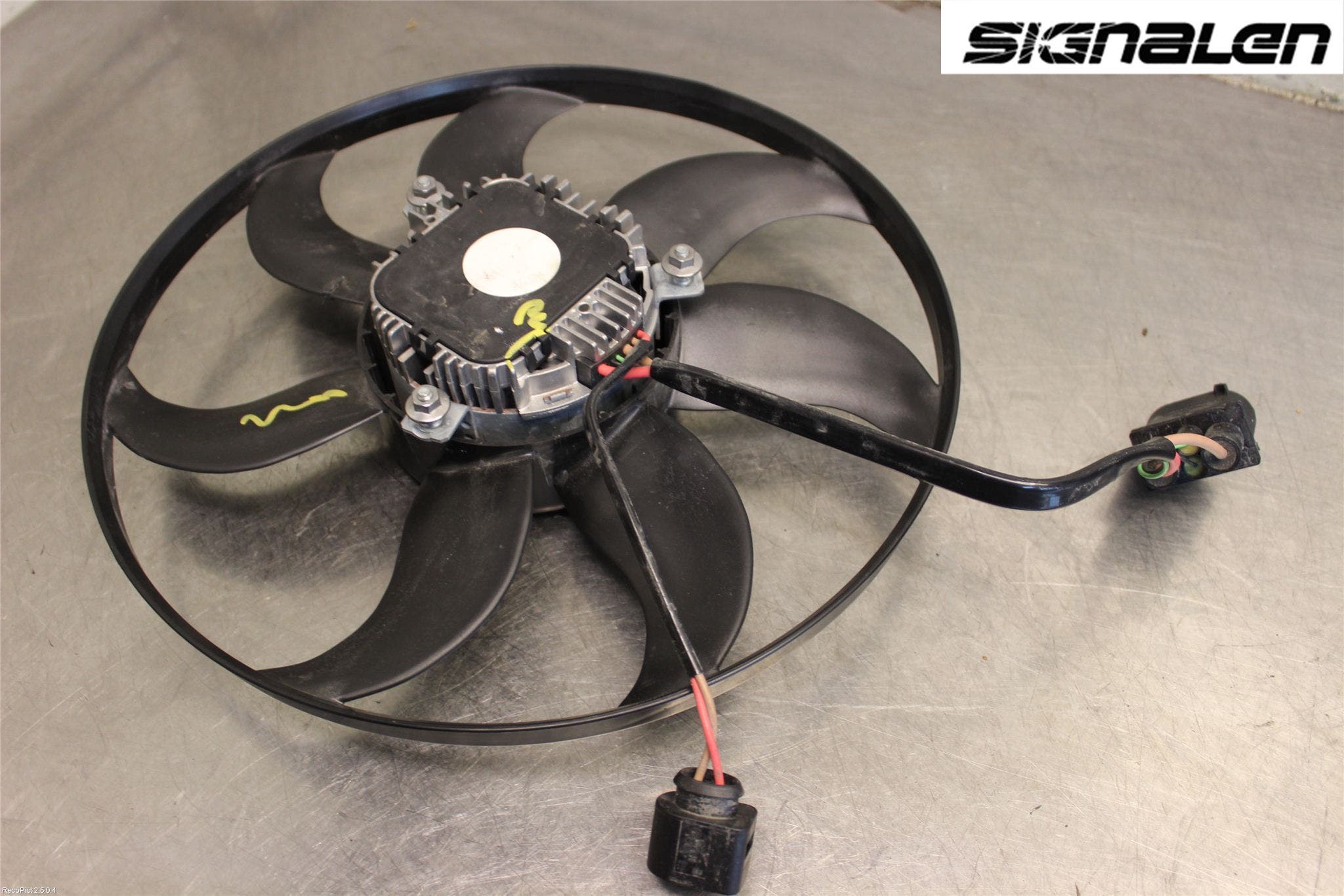 Volkswagen VW PASSAT 11-14 Kylfläkt El