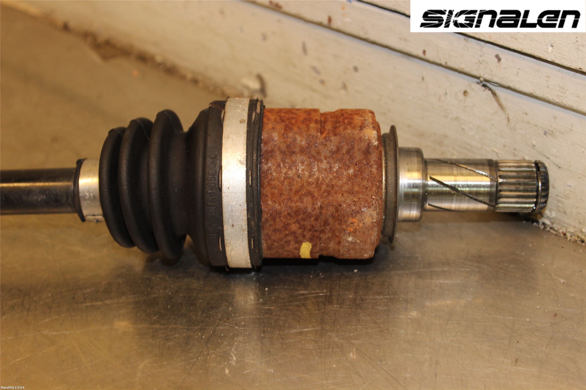 Opel CORSA D 07-14 Drivaxel Fram Höger
