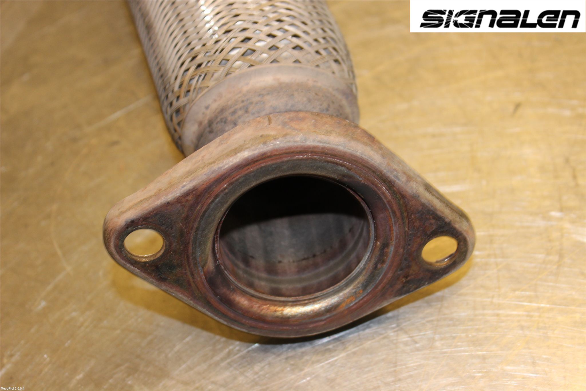 Kia CEED 06-12 Avgas Främre Rör