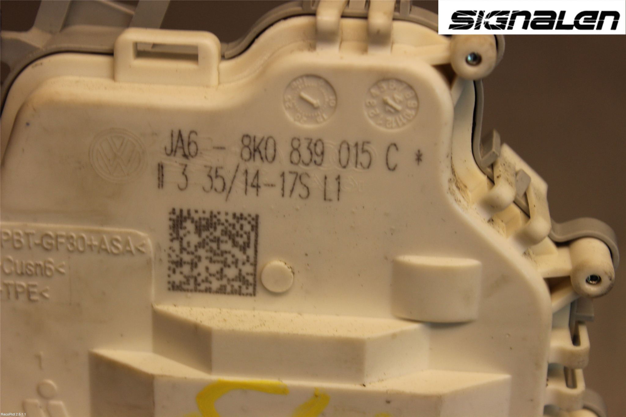 Audi A4 12-15 Låskista-Dörrlås